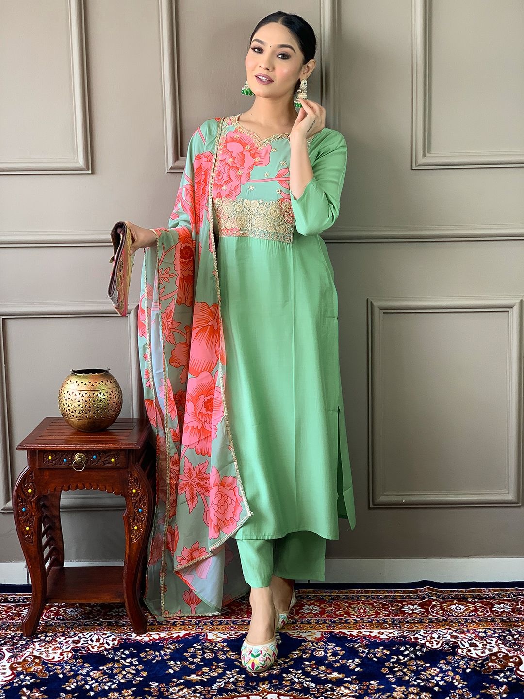 KALINI Women Ethnic Motifs Embroidered Regular Thread Work Kurta with Trousers & With Dupatta, Green
KALINI Women Ethnic Motifs Embroidered Regular Thread Work Kurta with Trousers & With Dupatta, Green