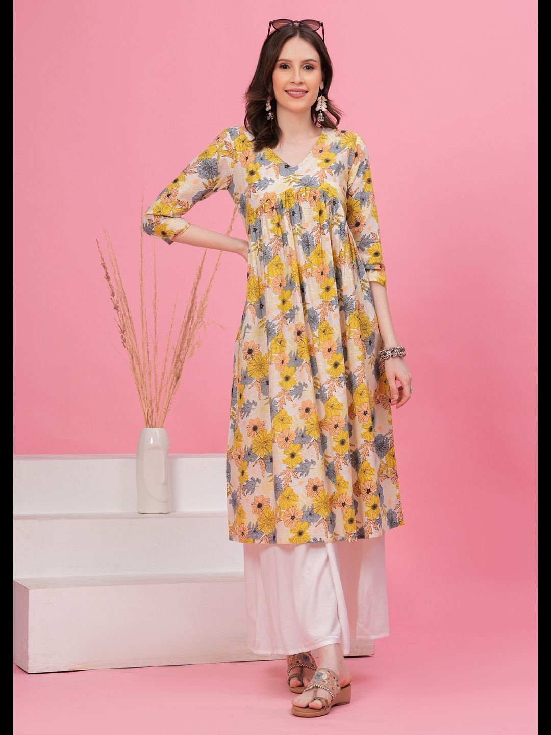 Vilgi Floral Printed Anarkali V-Neck Empire Design Pure Cotton Kurta with Trousers, Yellow
Vilgi Floral Printed Anarkali V-Neck Empire Design Pure Cotton Kurta with Trousers, Yellow