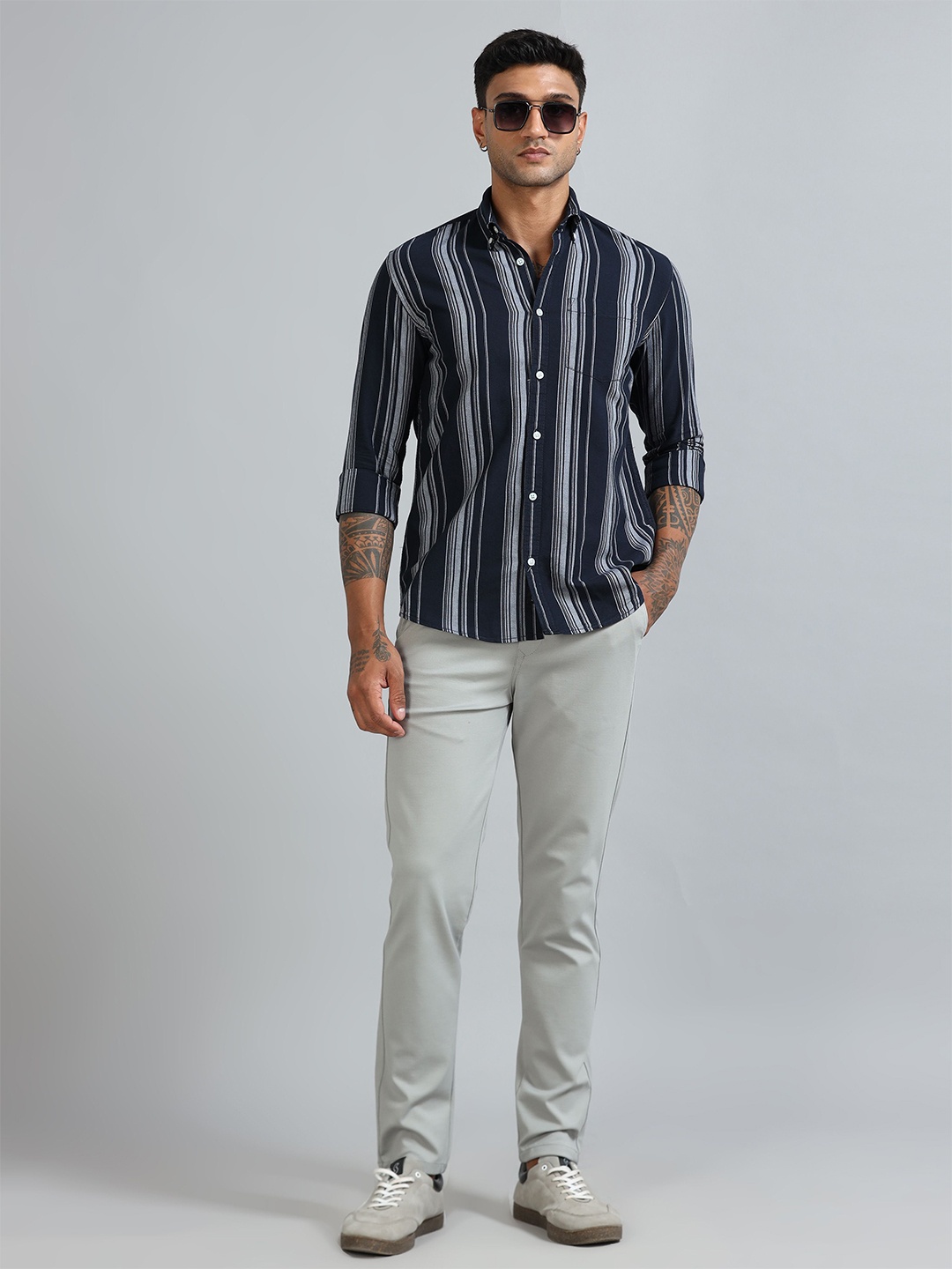HOUSE OF MAHNOTS Men Comfort Relaxed Fit Vertical Striped Cotton Casual Shirt, Navy blue
HOUSE OF MAHNOTS Men Comfort Relaxed Fit Vertical Striped Cotton Casual Shirt, Navy blue