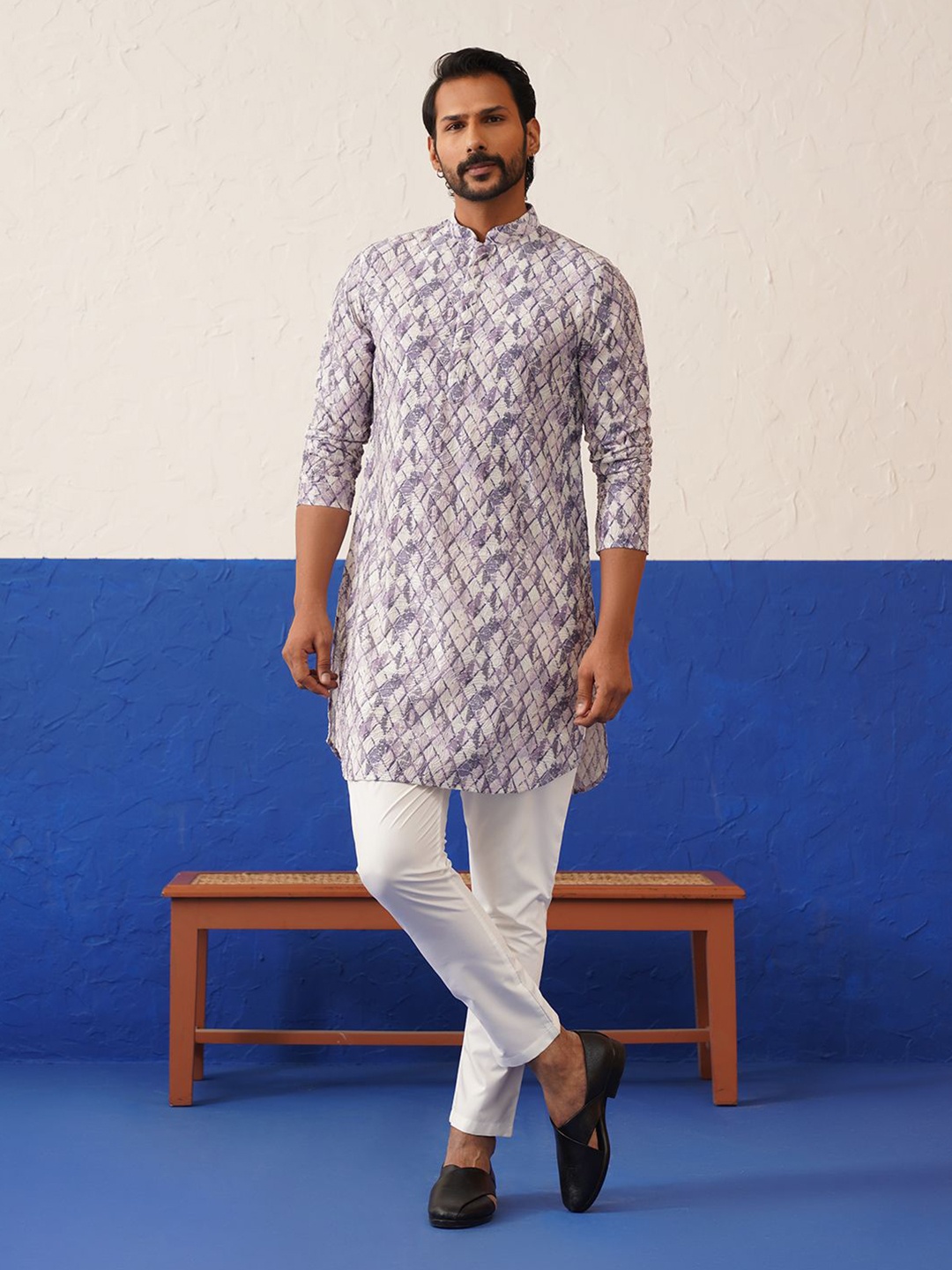 TheEthnic.Co Men Geometric Embroidered Regular Sequinned Pure Cotton Kurta with Trouser, White
TheEthnic.Co Men Geometric Embroidered Regular Sequinned Pure Cotton Kurta with Trouser, White