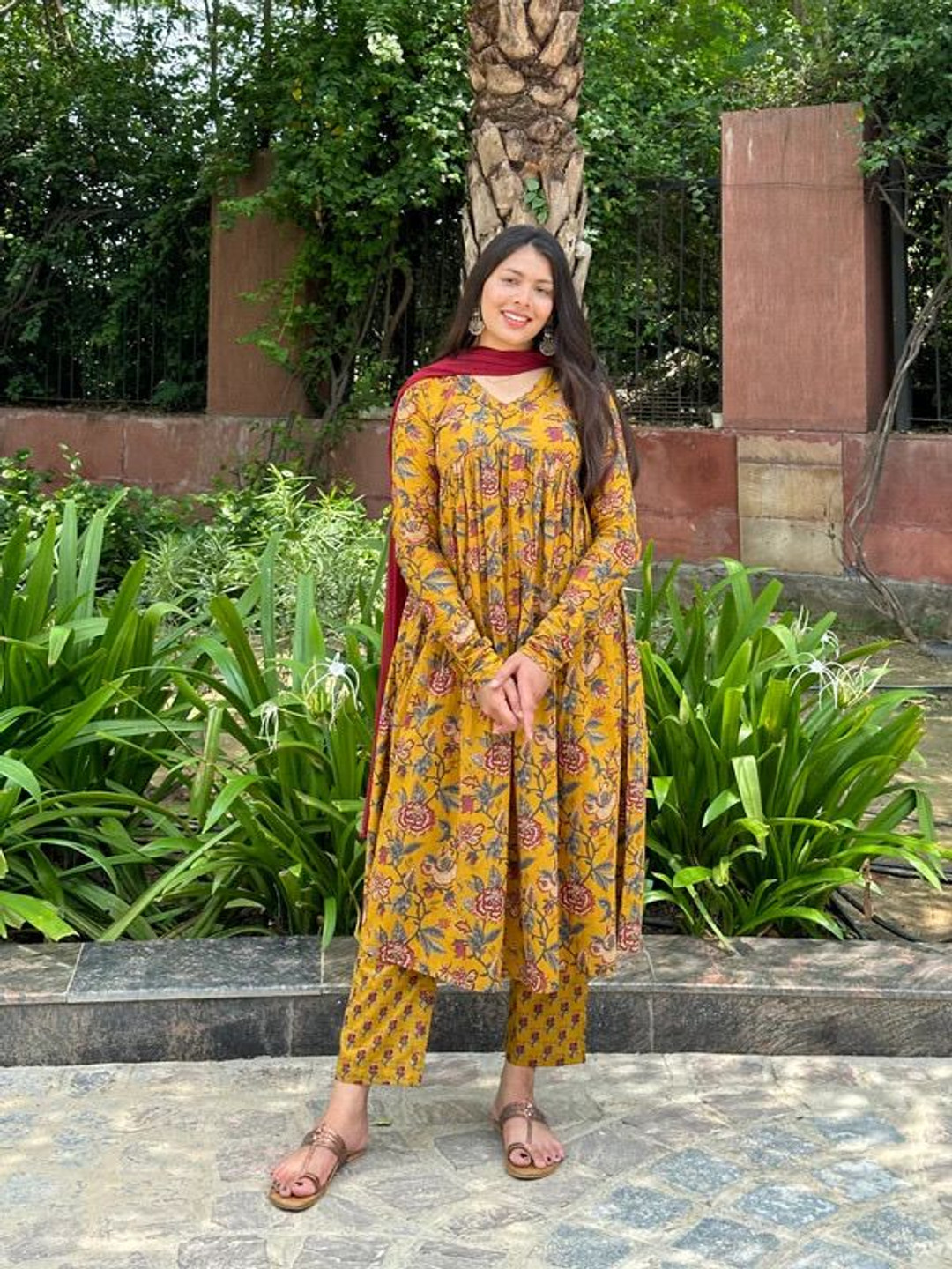 JONAYA Floral Printed V Neck Pure Cotton Empire Anarkali Kurta With Trousers And Dupatta, Yellow
JONAYA Floral Printed V Neck Pure Cotton Empire Anarkali Kurta With Trousers And Dupatta, Yellow