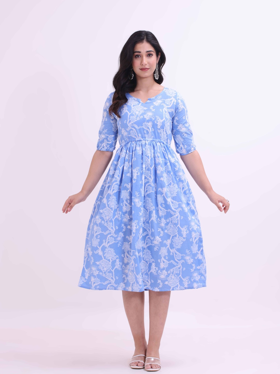 Smartyhub Floral Printed Puff Sleeves Gathered or Pleated Pure Cotton A-Line Ethnic Dress, Blue
Smartyhub Floral Printed Puff Sleeves Gathered or Pleated Pure Cotton A-Line Ethnic Dress, Blue
