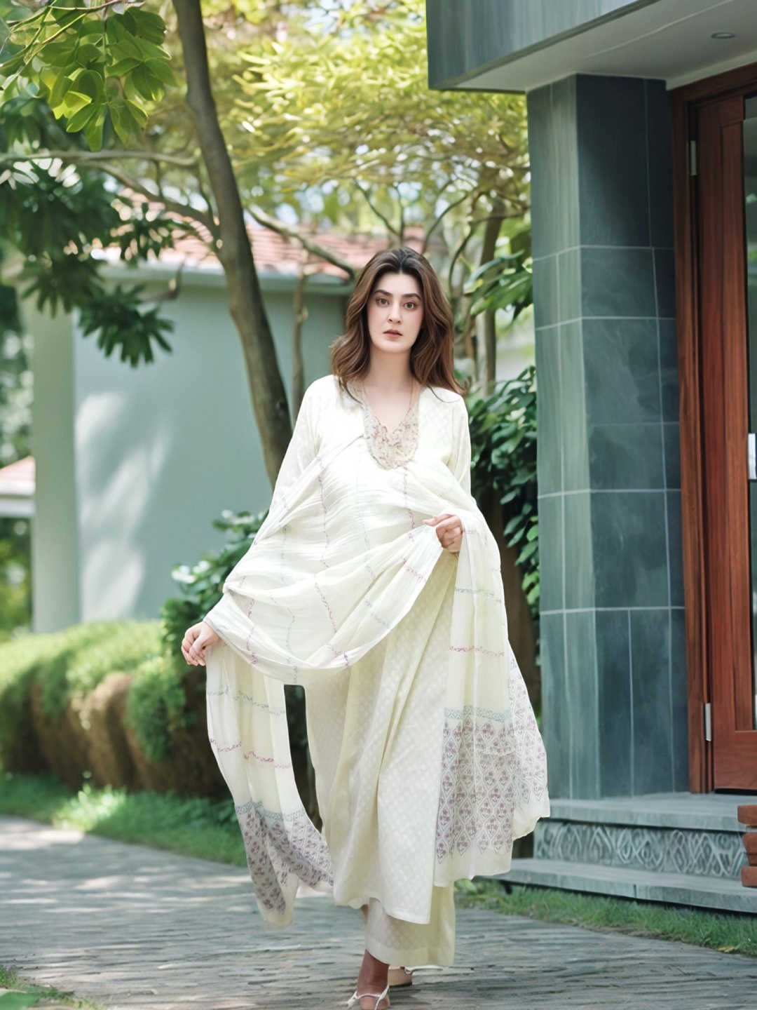 Anni Designer Floral Printed Mandarin Collar Straight Kurta With Palazzos & Dupatta, White
Anni Designer Floral Printed Mandarin Collar Straight Kurta With Palazzos & Dupatta, White