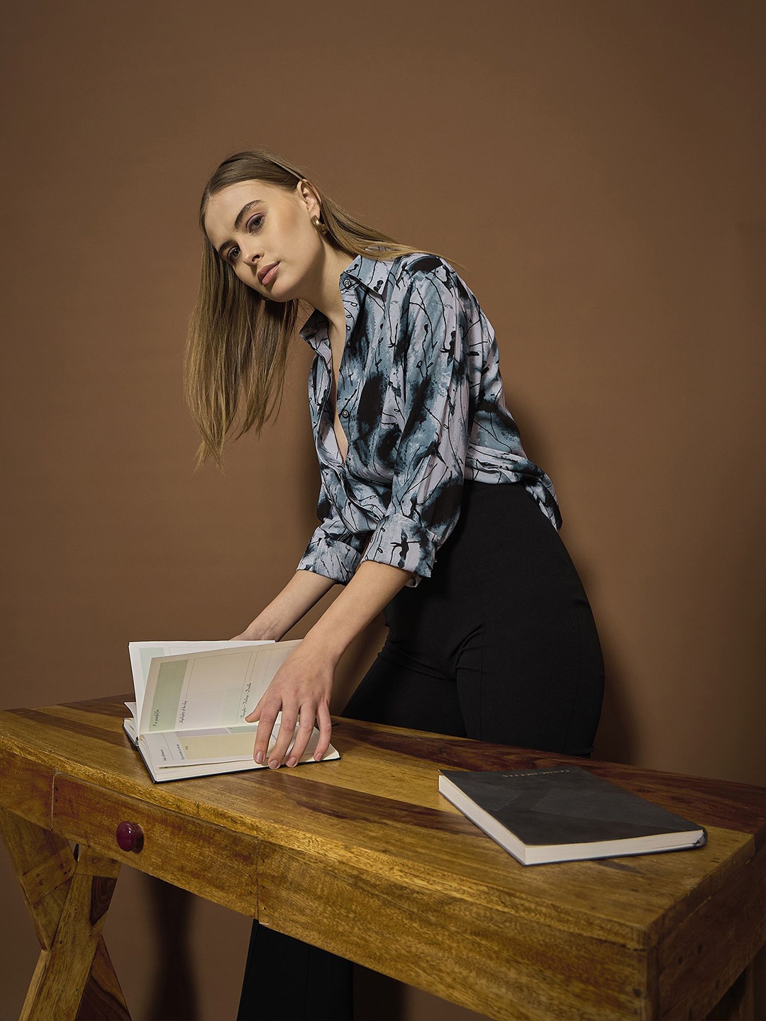 The Roadster Lifestyle Co Women Abstract Printed Spread Collar Long Sleeve Shirt, Blue
The Roadster Lifestyle Co Women Abstract Printed Spread Collar Long Sleeve Shirt, Blue