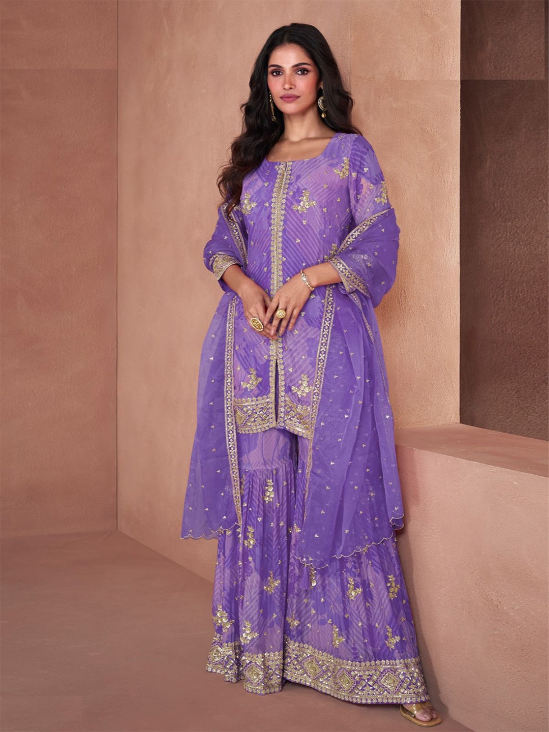 ODETTE Women Floral Embellished Sequinned Georgette Kurta With Sharara & Dupatta, Purple
ODETTE Women Floral Embellished Sequinned Georgette Kurta With Sharara & Dupatta, Purple