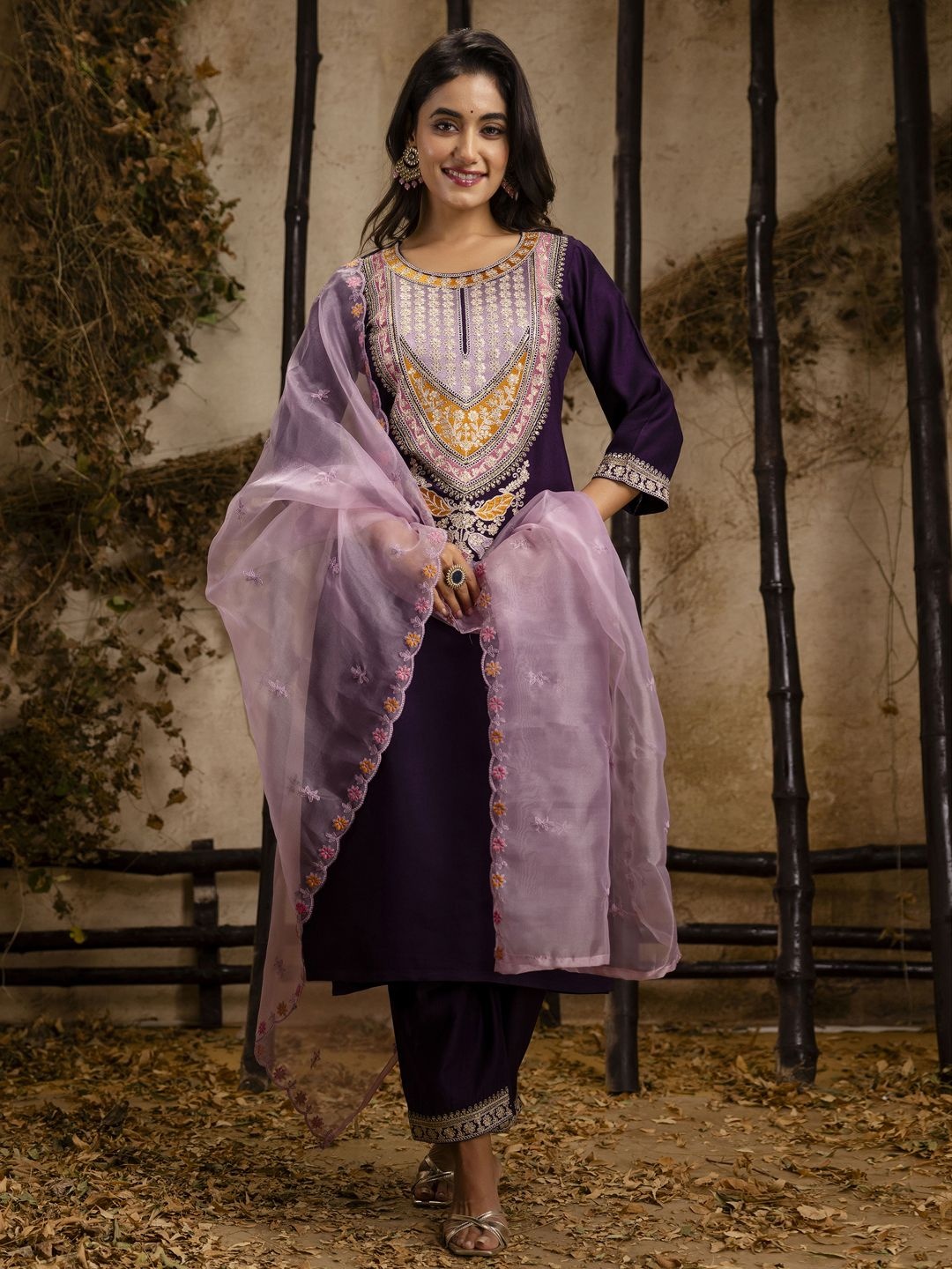 VredeVogel Floral Embroidered Sequinned Straight Kurta With Trouser And Dupatta, Purple
VredeVogel Floral Embroidered Sequinned Straight Kurta With Trouser And Dupatta, Purple