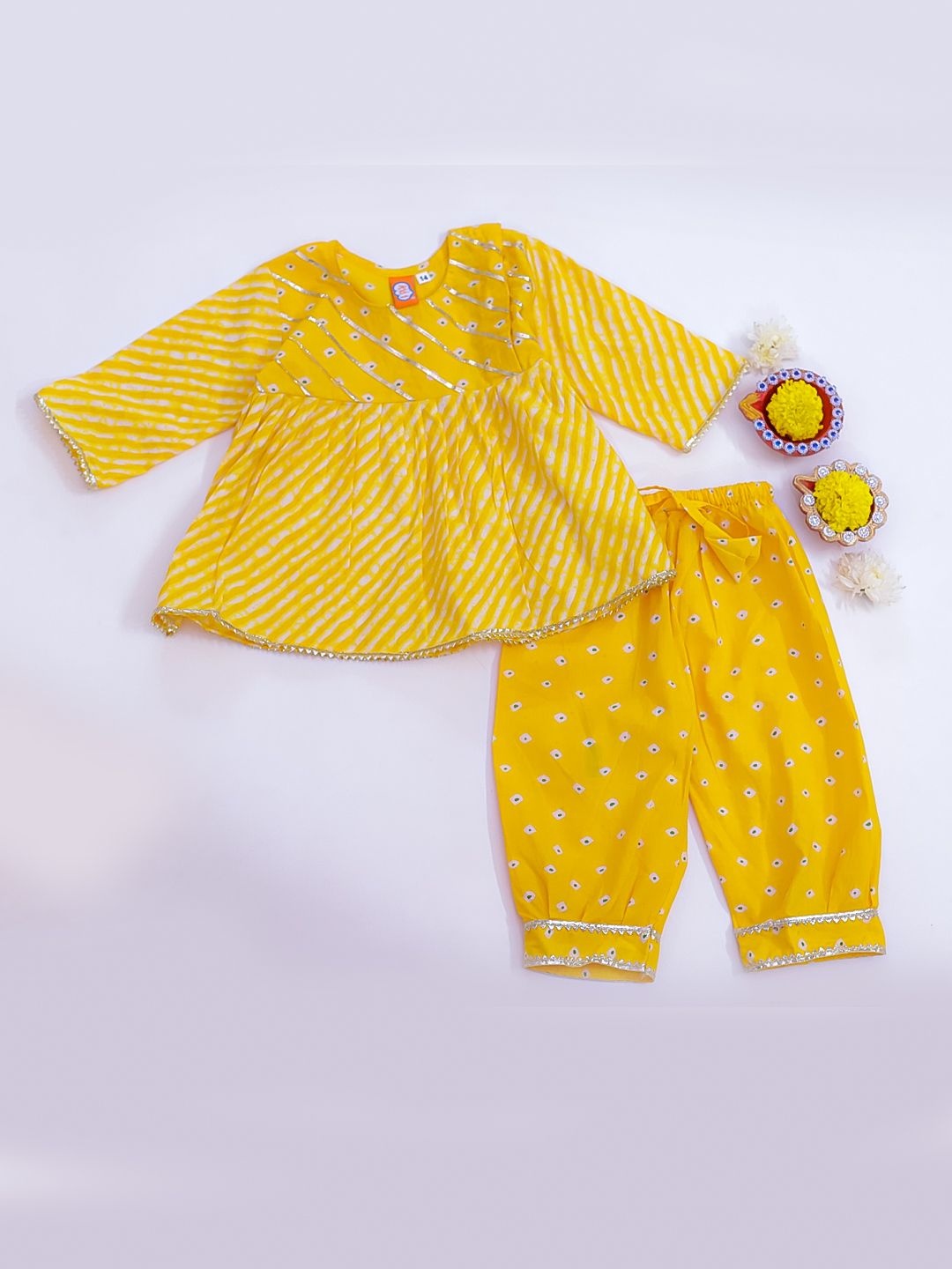 KID1 Gitls Leheriya Printed Gotta Patti Work Round Neck Pure Cotton Kurta With Trousers, Yellow
KID1 Gitls Leheriya Printed Gotta Patti Work Round Neck Pure Cotton Kurta With Trousers, Yellow