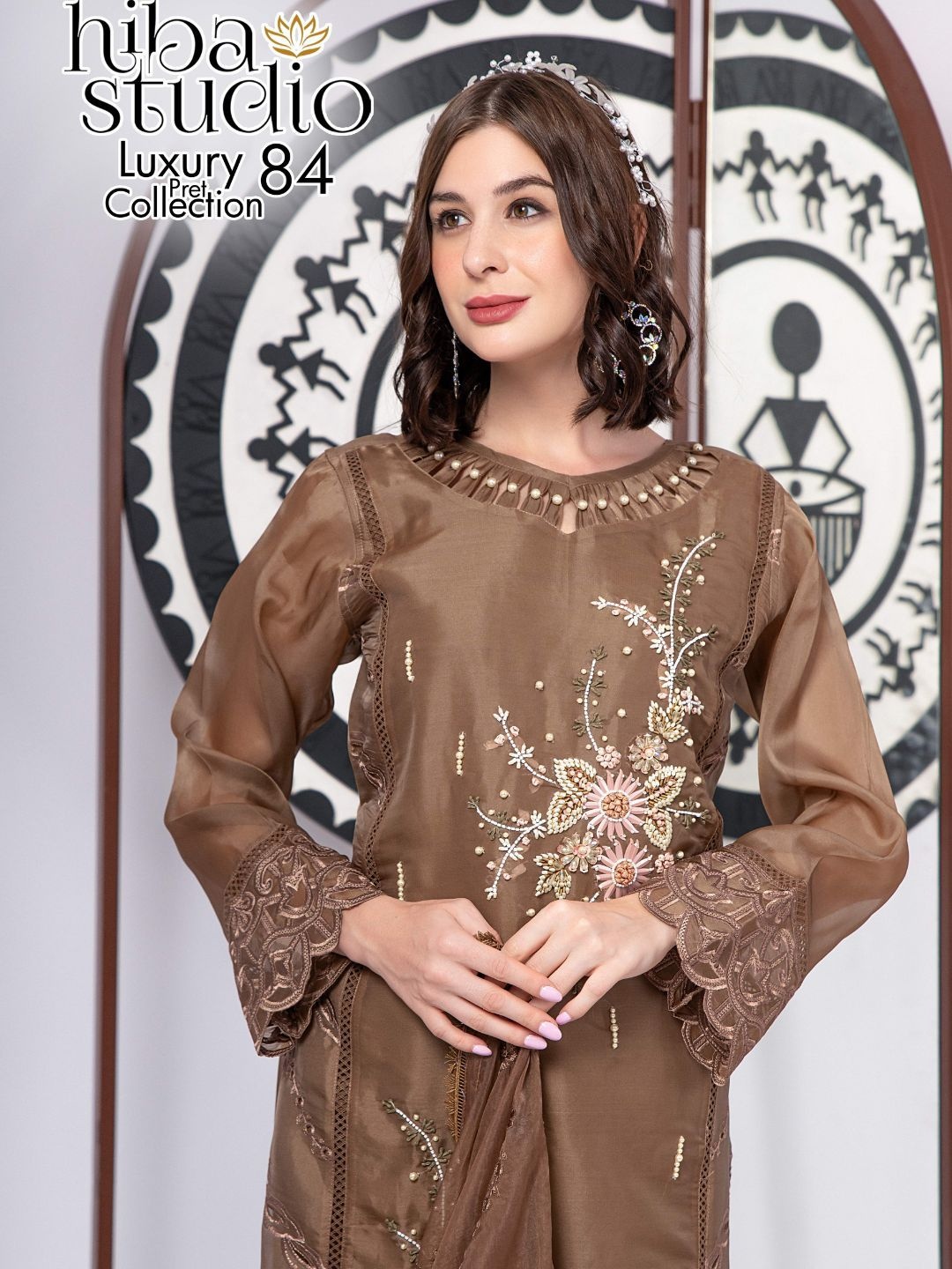 HIBA STUDIO Women Floral Embroidered Panelled Kurta with Trousers & With Dupatta, Gold
HIBA STUDIO Women Floral Embroidered Panelled Kurta with Trousers & With Dupatta, Gold