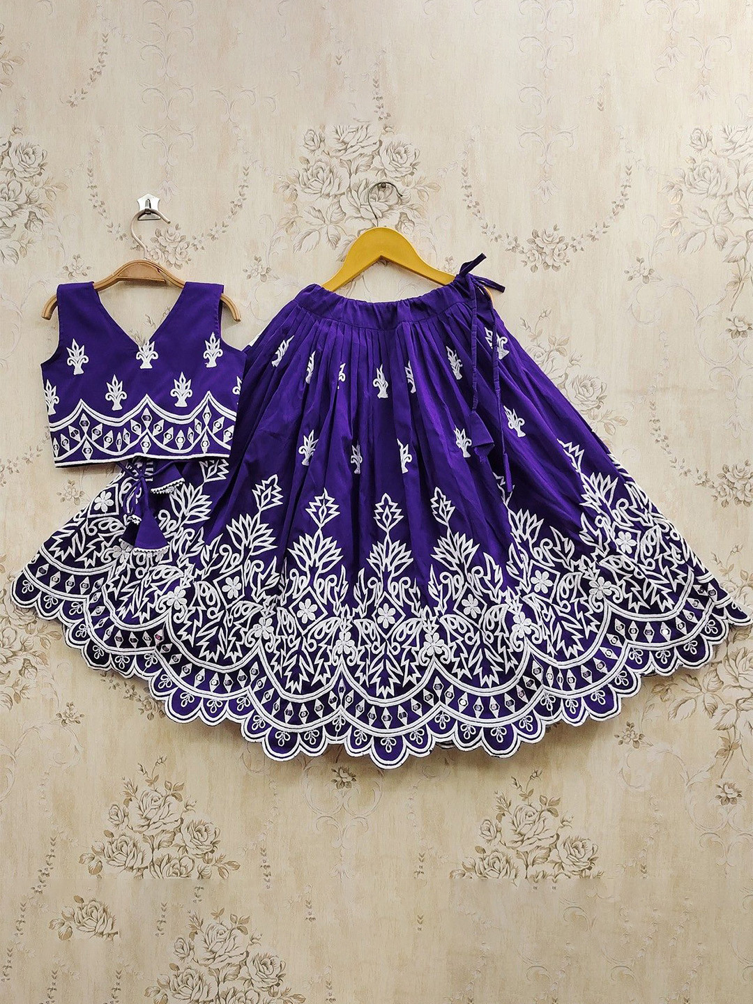 BAESD Girls Embroidered Thread Work Ready to Wear Lehenga & Choli, Violet
BAESD Girls Embroidered Thread Work Ready to Wear Lehenga & Choli, Violet