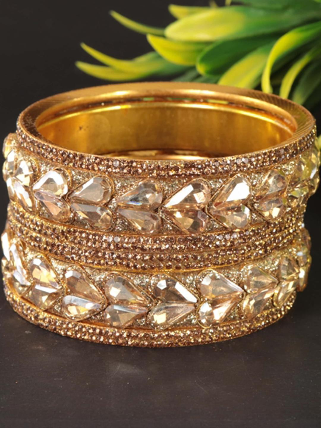 ZULKA Alloy Bangle, Gold
ZULKA Alloy Bangle, Gold