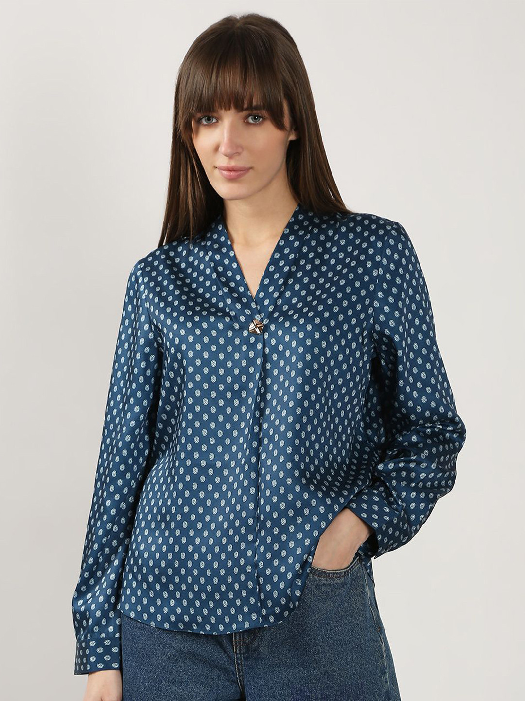 Vero Moda Polka Dot Printed Cuffed Sleeves Top, Blue
Vero Moda Polka Dot Printed Cuffed Sleeves Top, Blue