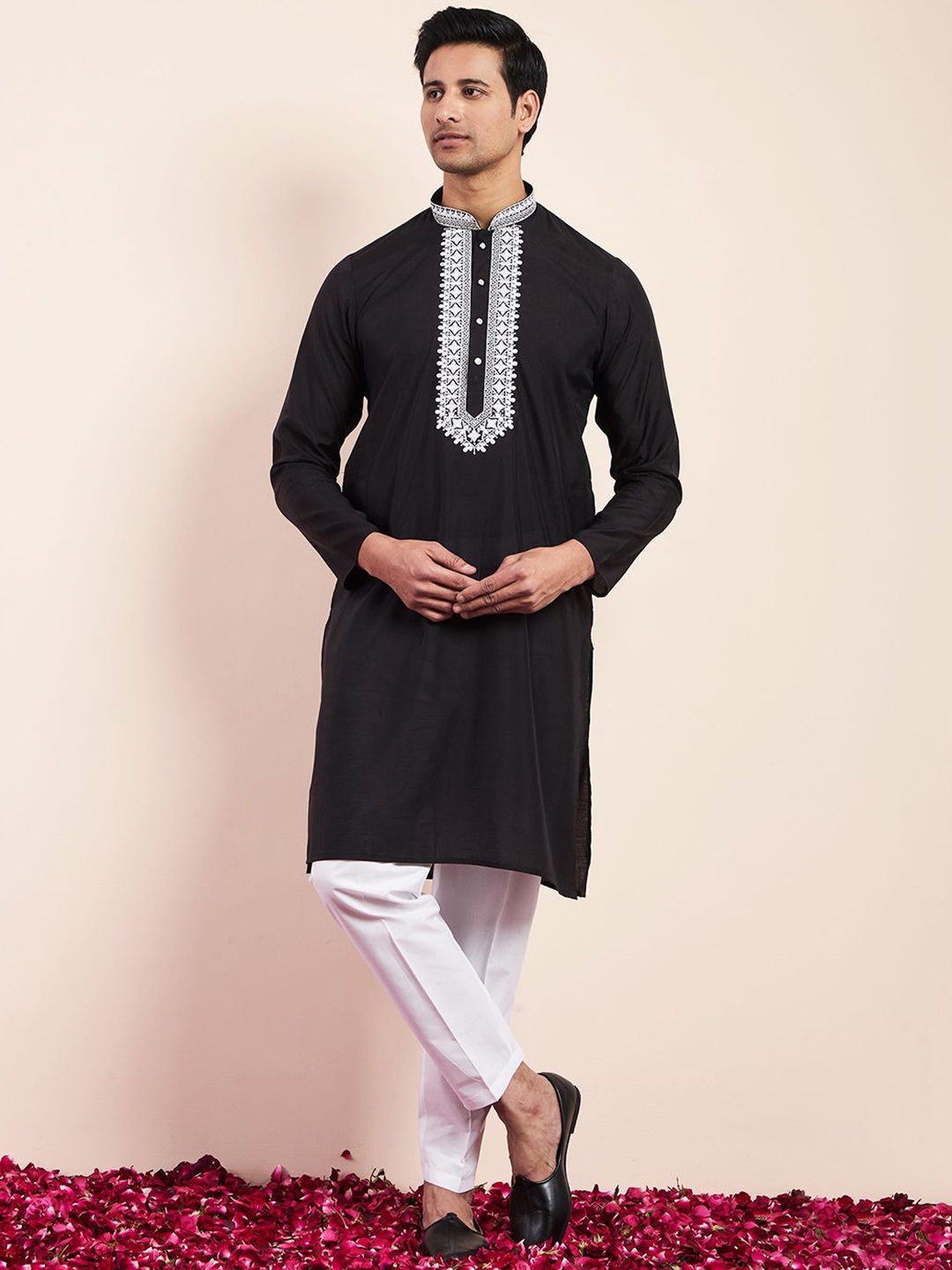 Satwaa Floral Yoke Design Mandarin Collar Chikankari Cotton Silk Straight Kurta, Black
Satwaa Floral Yoke Design Mandarin Collar Chikankari Cotton Silk Straight Kurta, Black