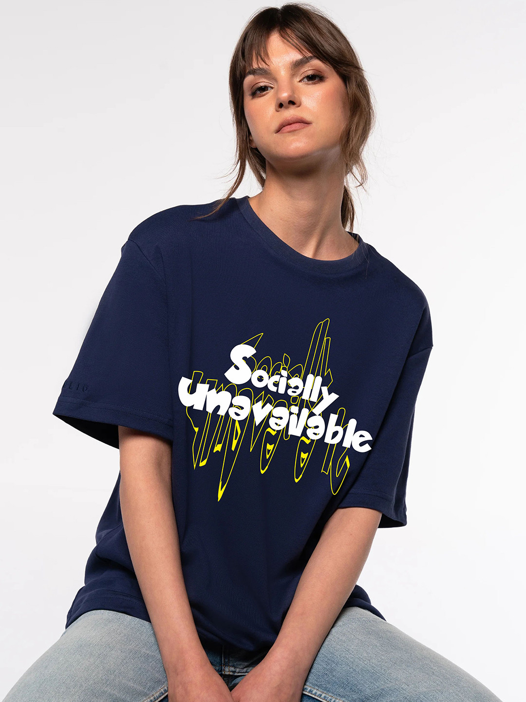 RAYACLOSET Women Typography Printed Extended Sleeves Applique T-shirt, Navy blue
RAYACLOSET Women Typography Printed Extended Sleeves Applique T-shirt, Navy blue