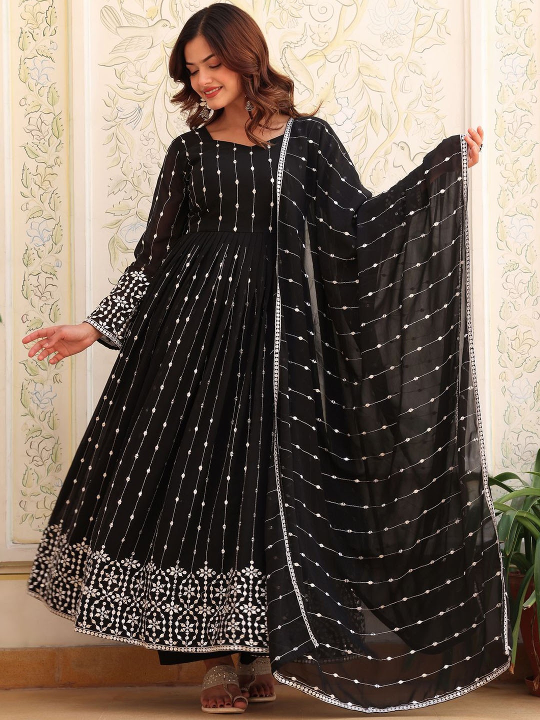 Wedani Women Embroidered Regular Mirror Work Kurta with Trousers & With Dupatta, Black
Wedani Women Embroidered Regular Mirror Work Kurta with Trousers & With Dupatta, Black