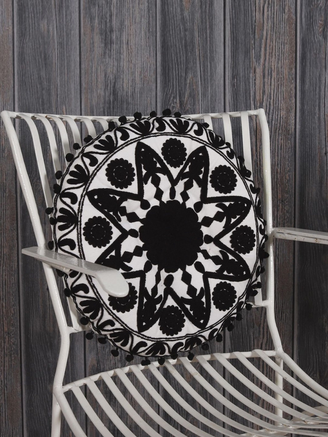 HANDICRAFT PALACE Black & White Suzani Embroidery Pure Cotton Round Shaped Floor Cushion
HANDICRAFT PALACE Black & White Suzani Embroidery Pure Cotton Round Shaped Floor Cushion