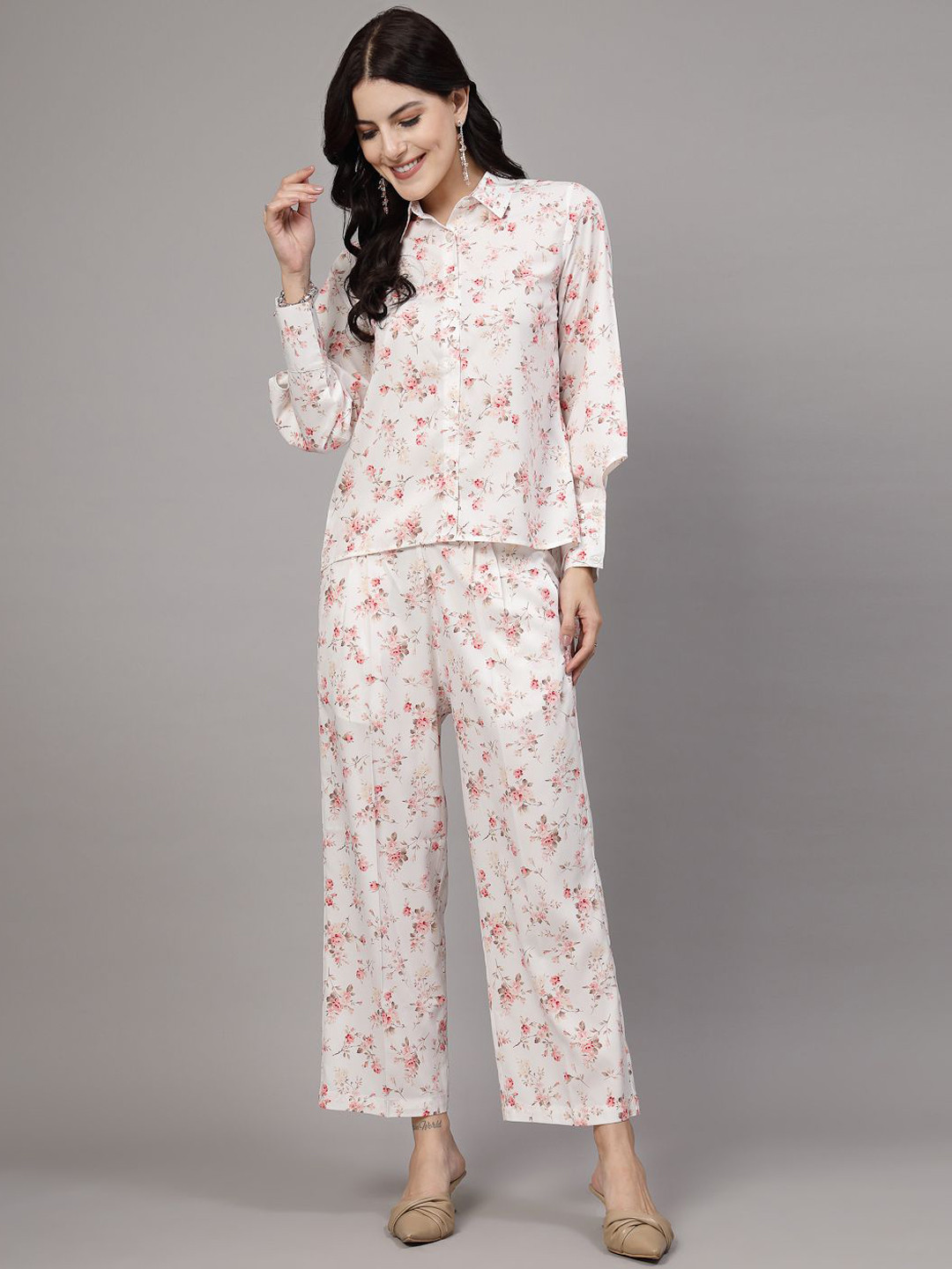 JEFF COOPER Floral Printed Shirt & Trouser, White
JEFF COOPER Floral Printed Shirt & Trouser, White