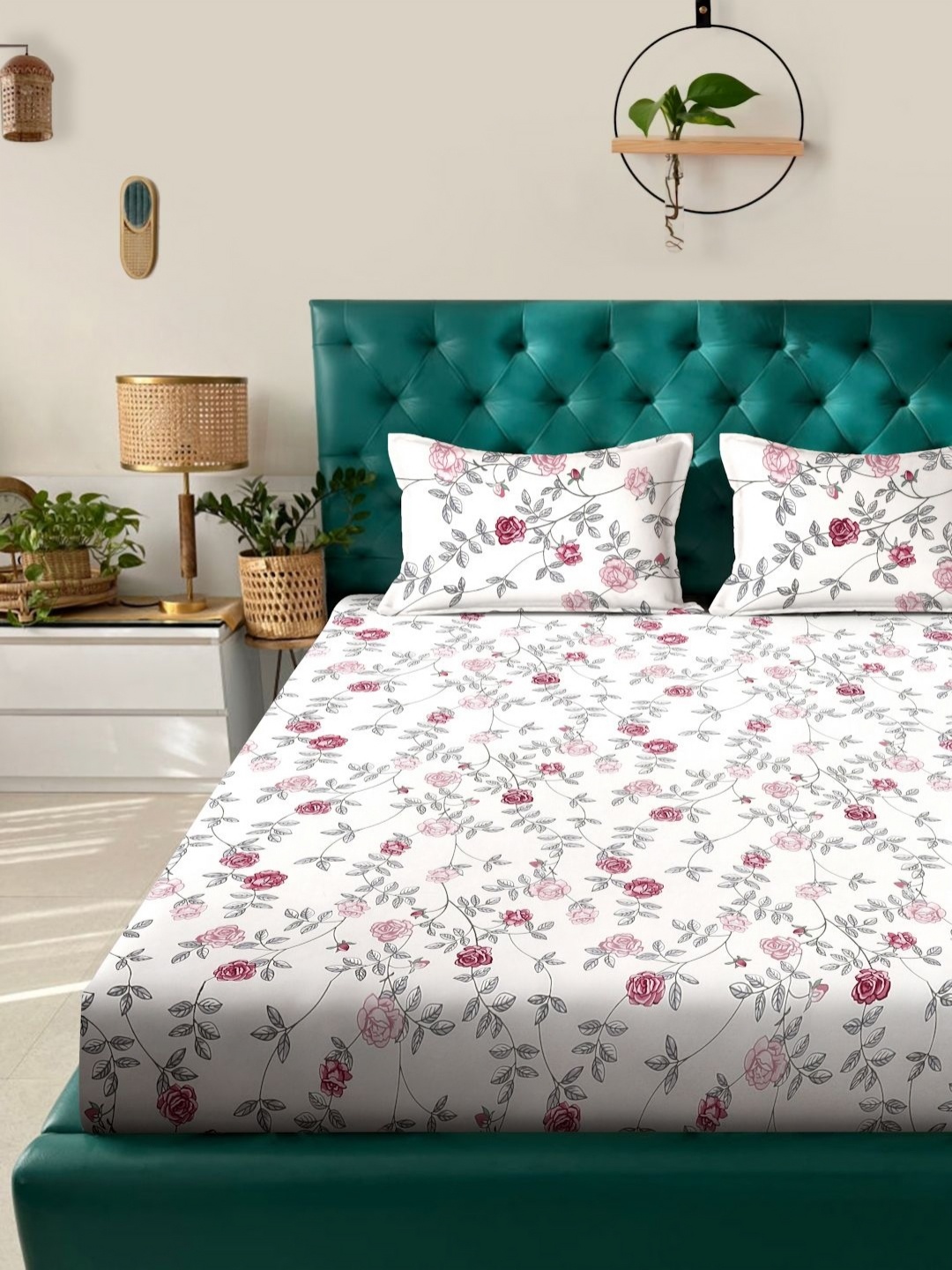 Myntra Elegant Homes Cream & Pink Printed Fitted 300 TC King Bedsheet Set 2.50m x 2.25m
Myntra Elegant Homes Cream & Pink Printed Fitted 300 TC King Bedsheet Set 2.50m x 2.25m
