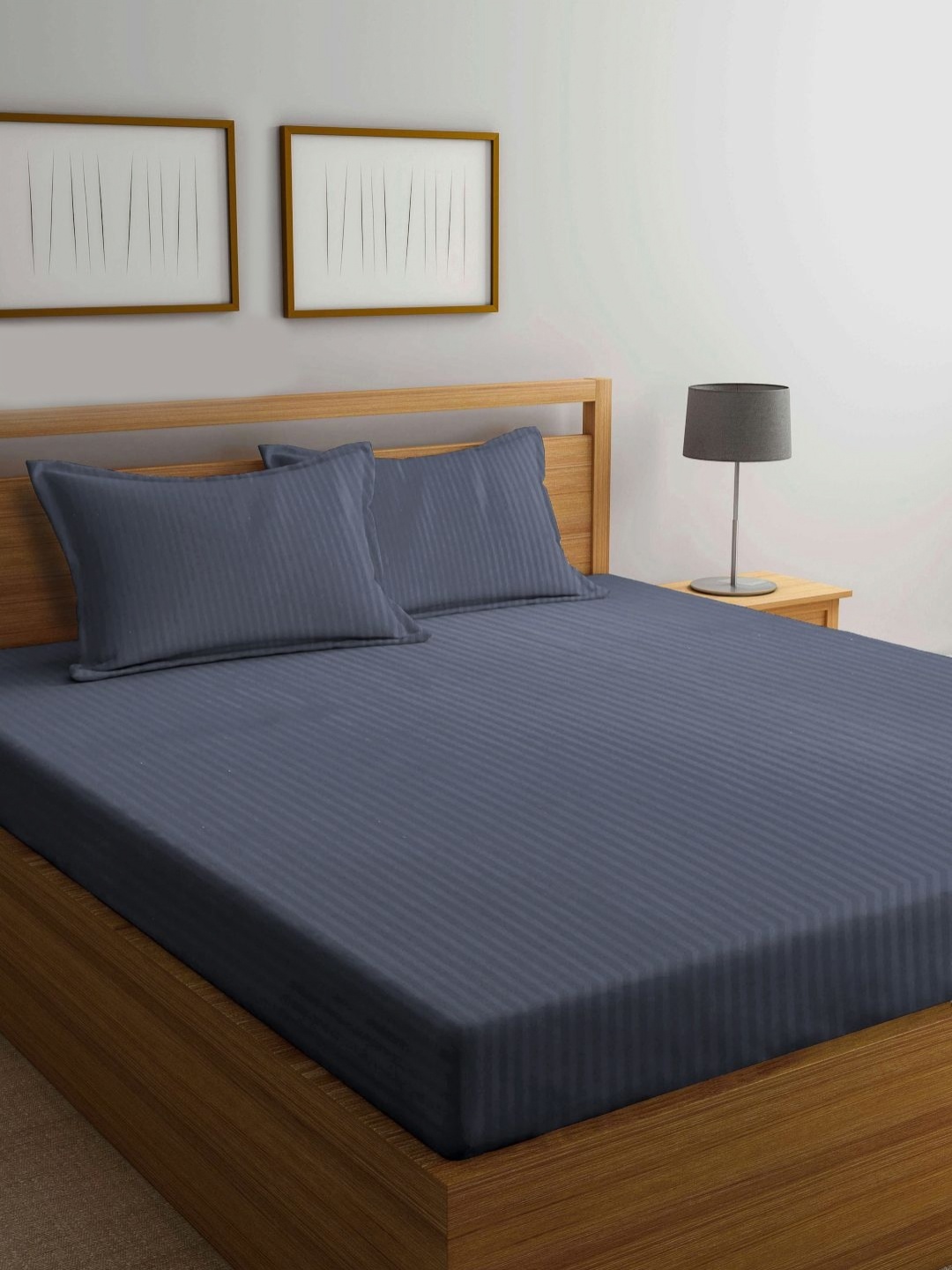 Myntra Elegant Homes Grey Striped 300 TC Fitted King Bedsheet Set 2.50 m x 2.25 m
Myntra Elegant Homes Grey Striped 300 TC Fitted King Bedsheet Set 2.50 m x 2.25 m