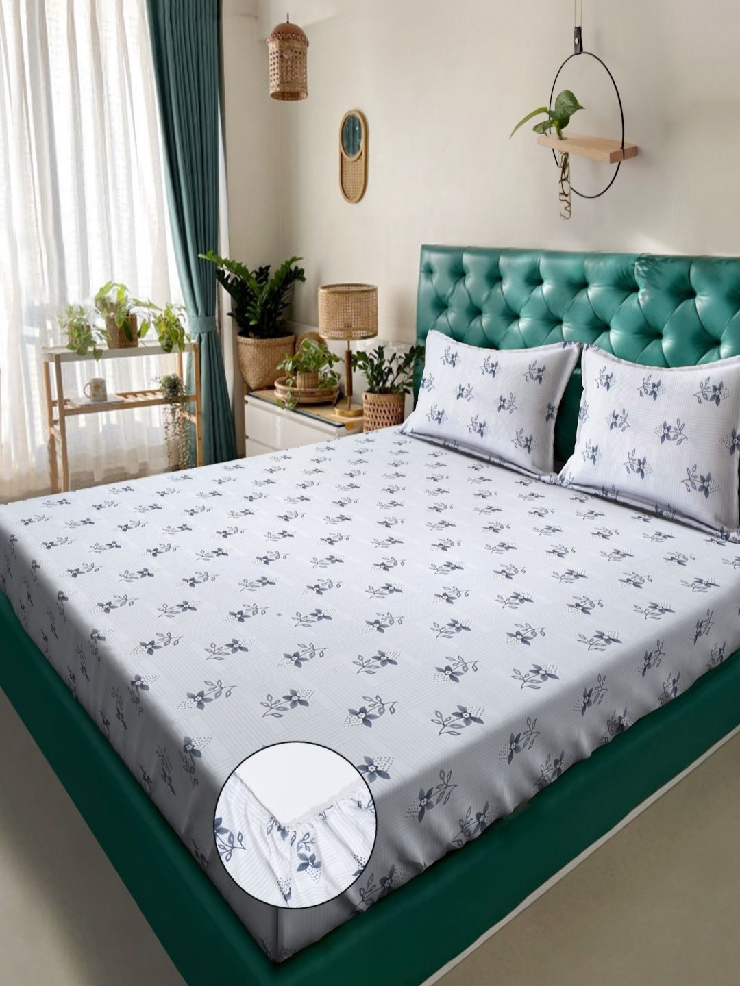 Myntra Elegant Homes White & Grey Printed 300 TC Fitted King Bedsheet Set- 2.50 m x 2.20 m
Myntra Elegant Homes White & Grey Printed 300 TC Fitted King Bedsheet Set- 2.50 m x 2.20 m