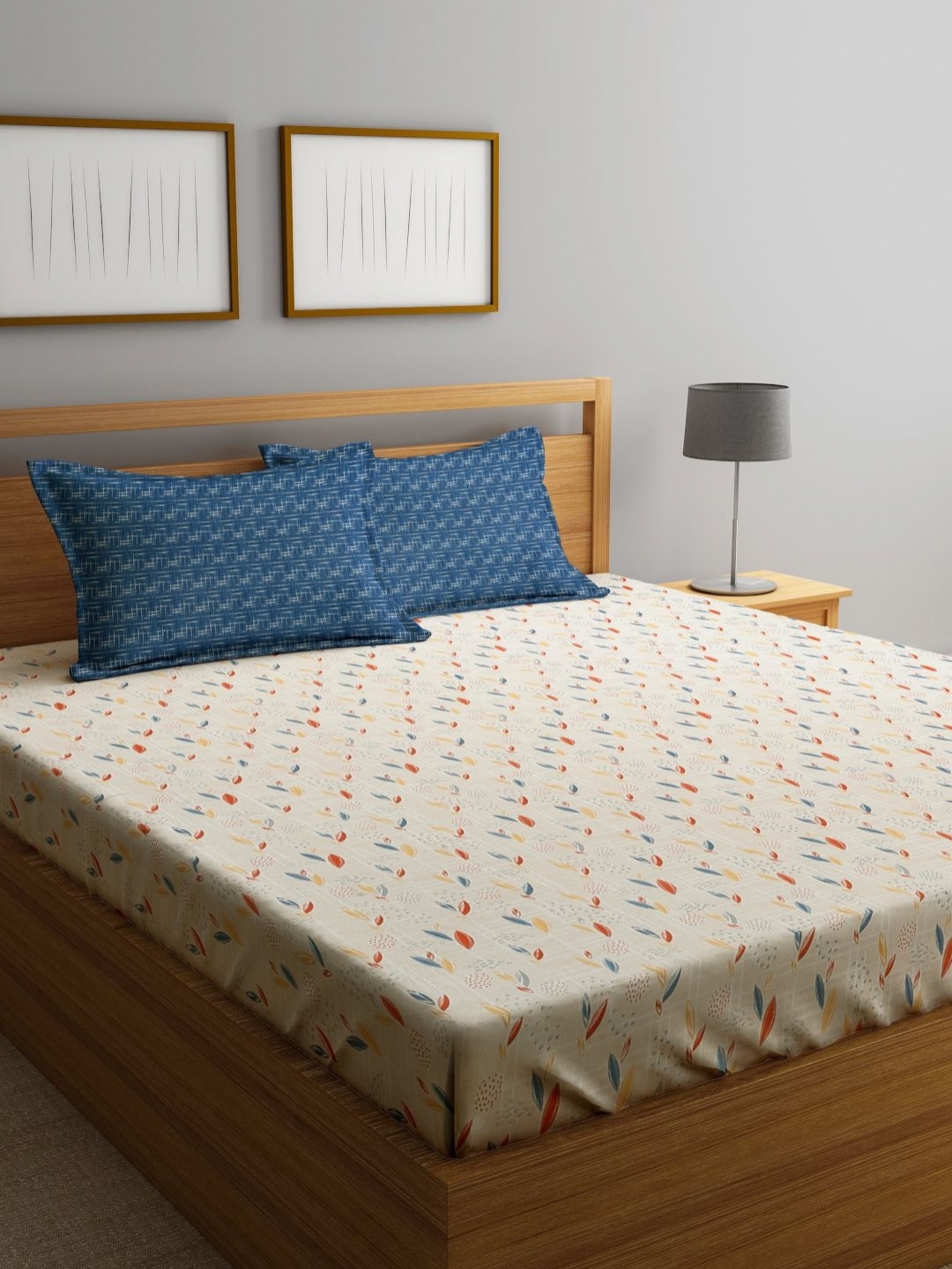 Myntra Elegant Homes Cream & Red Floral Printed 300 TC King Bedsheet Set 2.74 m X 2.74 m
Myntra Elegant Homes Cream & Red Floral Printed 300 TC King Bedsheet Set 2.74 m X 2.74 m