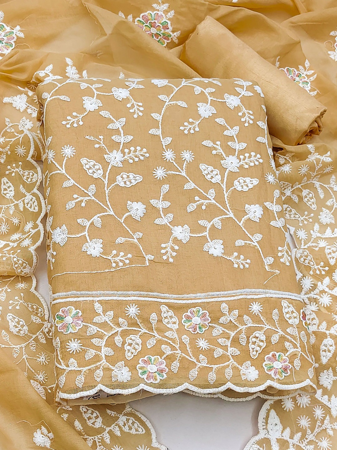 SHADOW & SAINING Floral Embroidered Thread Work Chanderi Cotton Unstitched Dress Material, Beige
SHADOW & SAINING Floral Embroidered Thread Work Chanderi Cotton Unstitched Dress Material, Beige