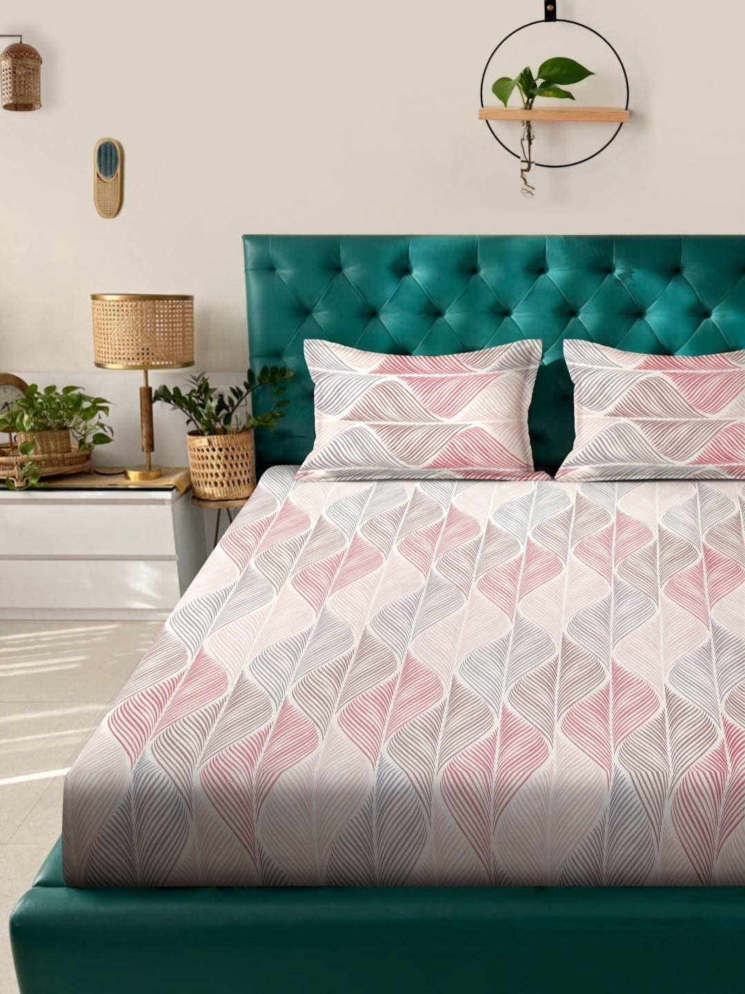 Myntra Elegant Homes White & Pink Printed Fitted 300 TC King Bedsheet Set 2.50m x 2.25m
Myntra Elegant Homes White & Pink Printed Fitted 300 TC King Bedsheet Set 2.50m x 2.25m
