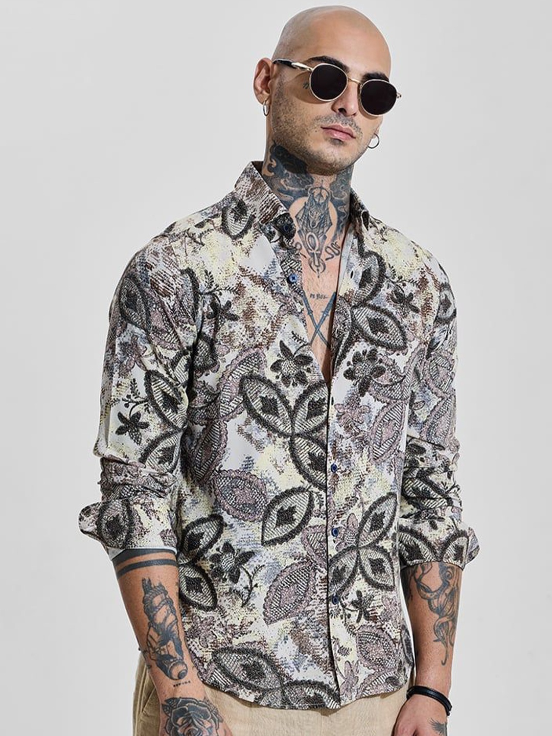 Snitch Men Smart Slim Fit Spread Collar Floral Printed Casual Shirt, Cream
Snitch Men Smart Slim Fit Spread Collar Floral Printed Casual Shirt, Cream