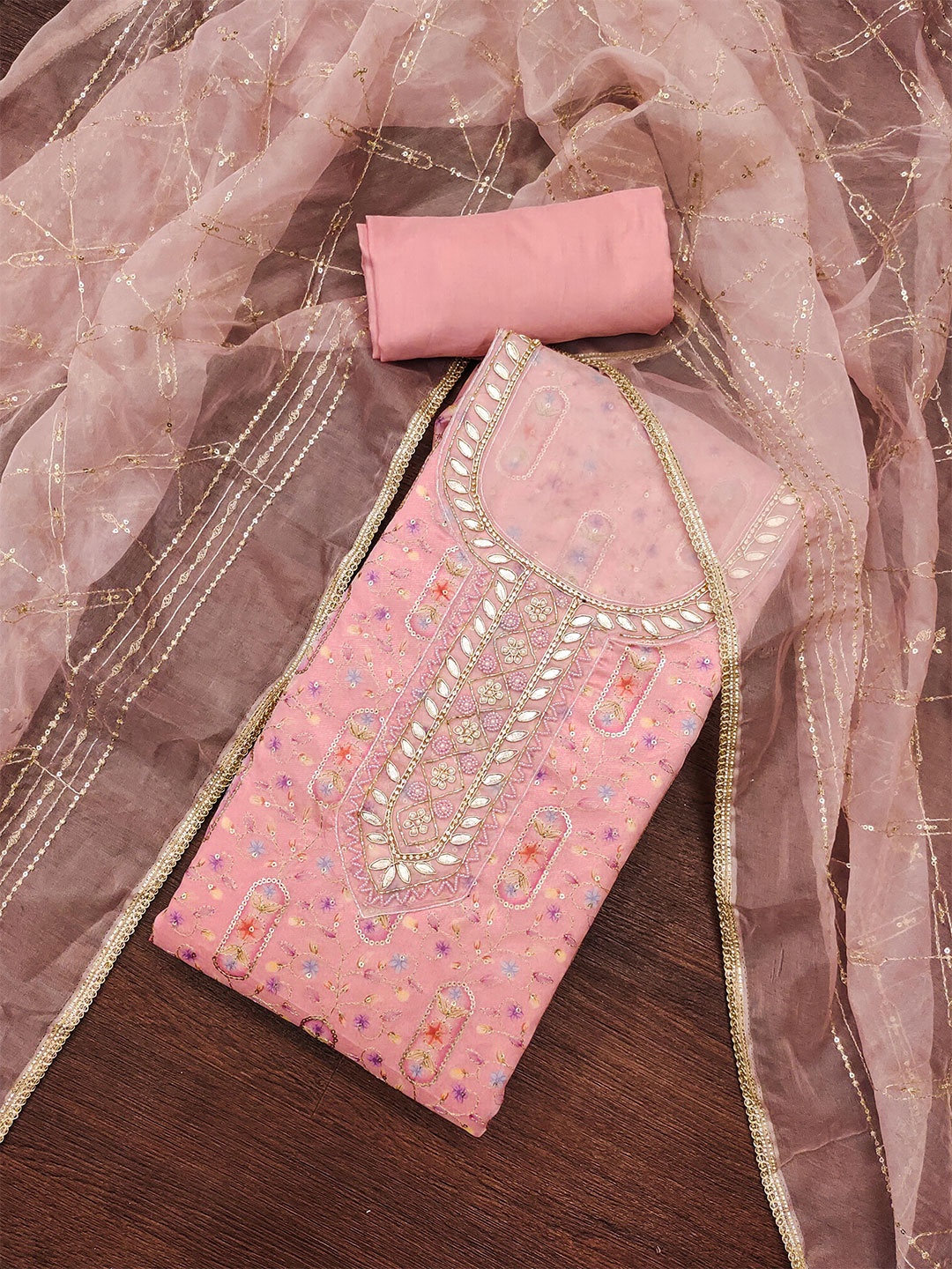 SHADOW & SAINING Floral Embroidered Sequinned Organza Unstitched Dress Material, Pink
SHADOW & SAINING Floral Embroidered Sequinned Organza Unstitched Dress Material, Pink