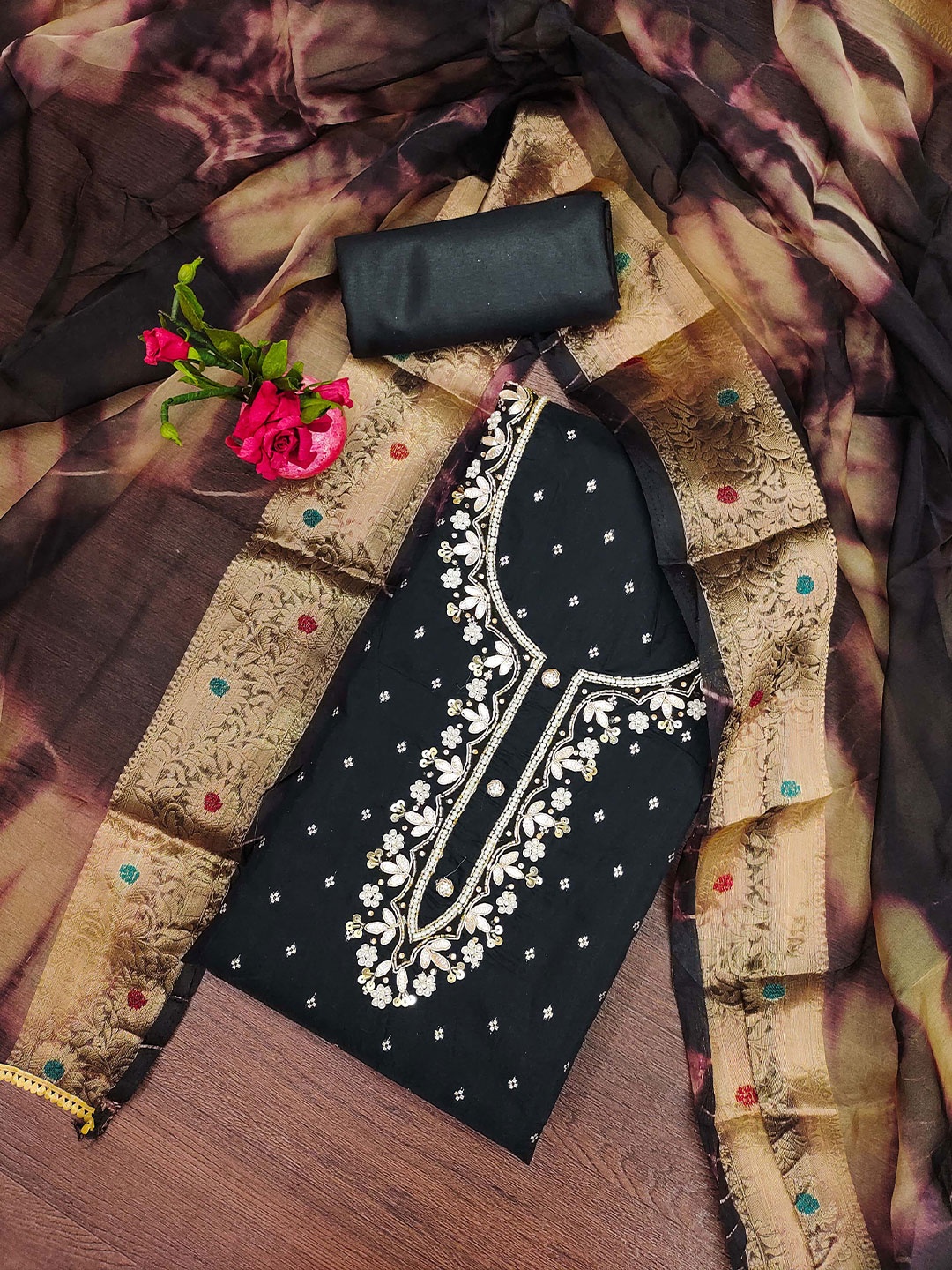 SHADOW & SAINING Floral Embroidered Beads And Stones Semi-Stitched Dress Material, Black
SHADOW & SAINING Floral Embroidered Beads And Stones Semi-Stitched Dress Material, Black