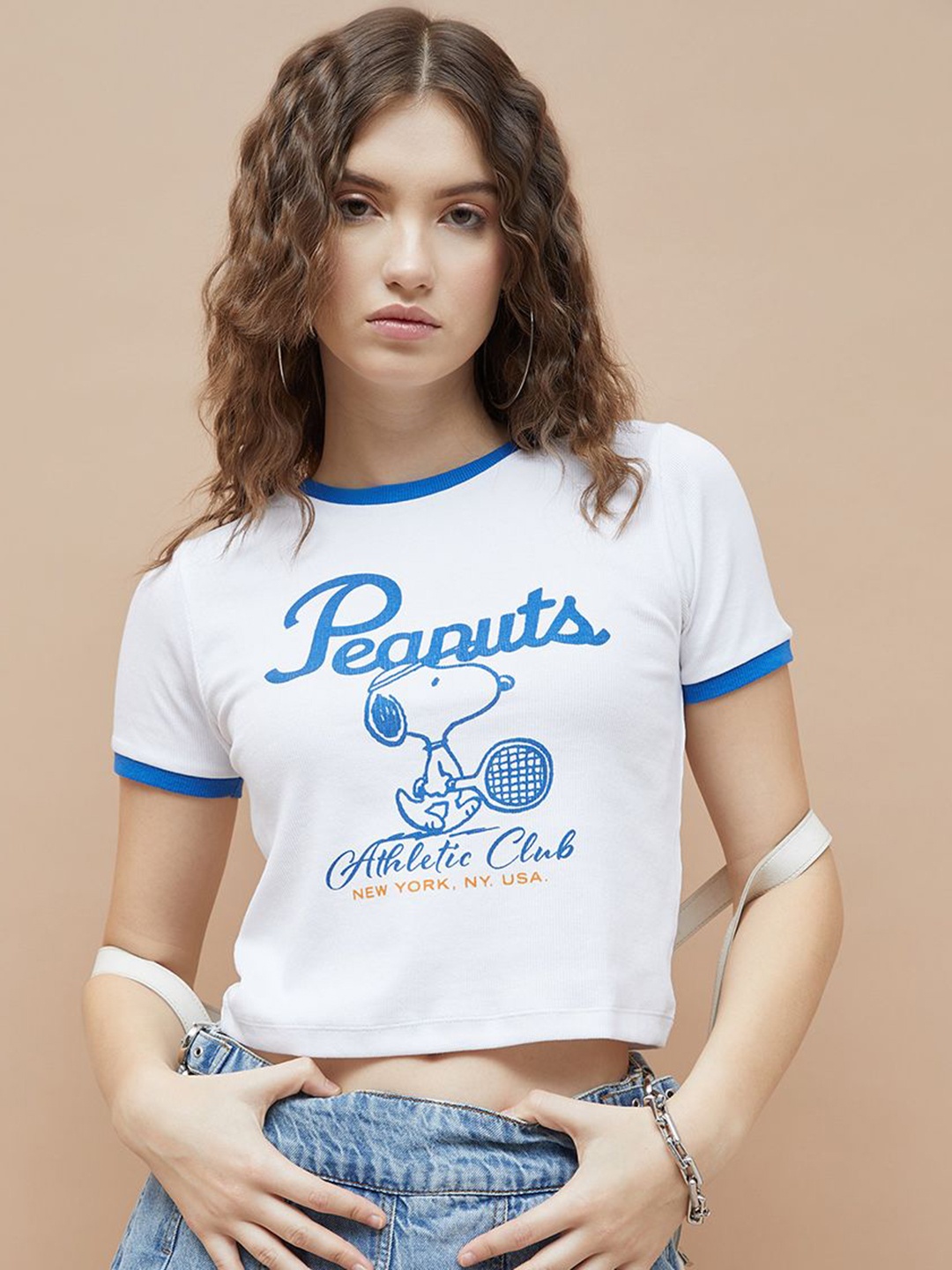 Ginger by Lifestyle Women Peanuts Graphic Printed Round Neck Cotton Boxy T-shirt, White
Ginger by Lifestyle Women Peanuts Graphic Printed Round Neck Cotton Boxy T-shirt, White