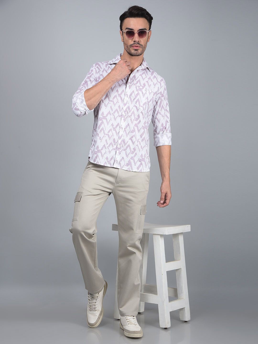 Crimsoune Club Men Classic Fit Spread Collar Geometric Printed Cotton Casual Shirt, White
Crimsoune Club Men Classic Fit Spread Collar Geometric Printed Cotton Casual Shirt, White