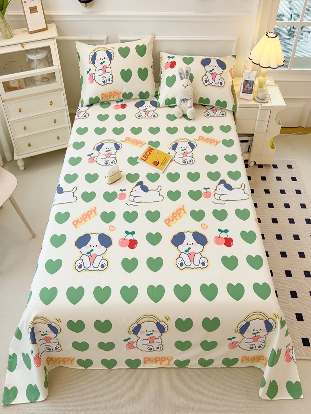 JC HOME Beige Cartoon Characters Pure Cotton 220 TC Single Bedsheet Set 1.60 m x 2.30 m
JC HOME Beige Cartoon Characters Pure Cotton 220 TC Single Bedsheet Set 1.60 m x 2.30 m