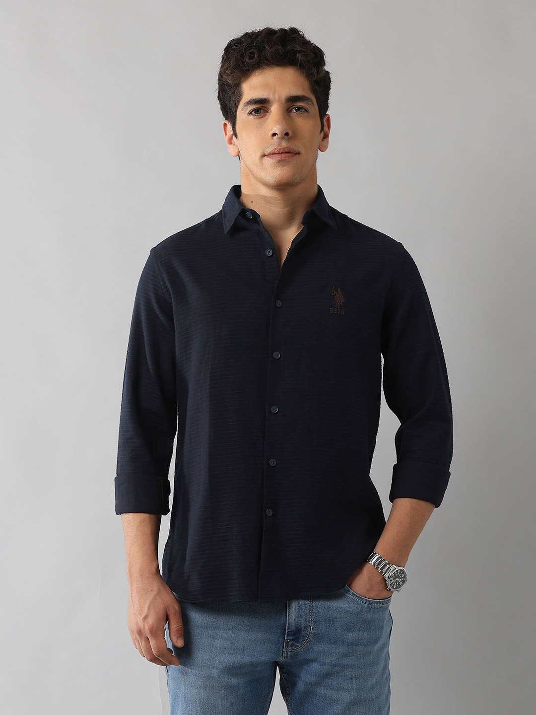 U.S. Polo Assn. Denim Co. Men Classic Regular Fit Spread Collar Solid Cotton Casual Shirt, Blue
U.S. Polo Assn. Denim Co. Men Classic Regular Fit Spread Collar Solid Cotton Casual Shirt, Blue