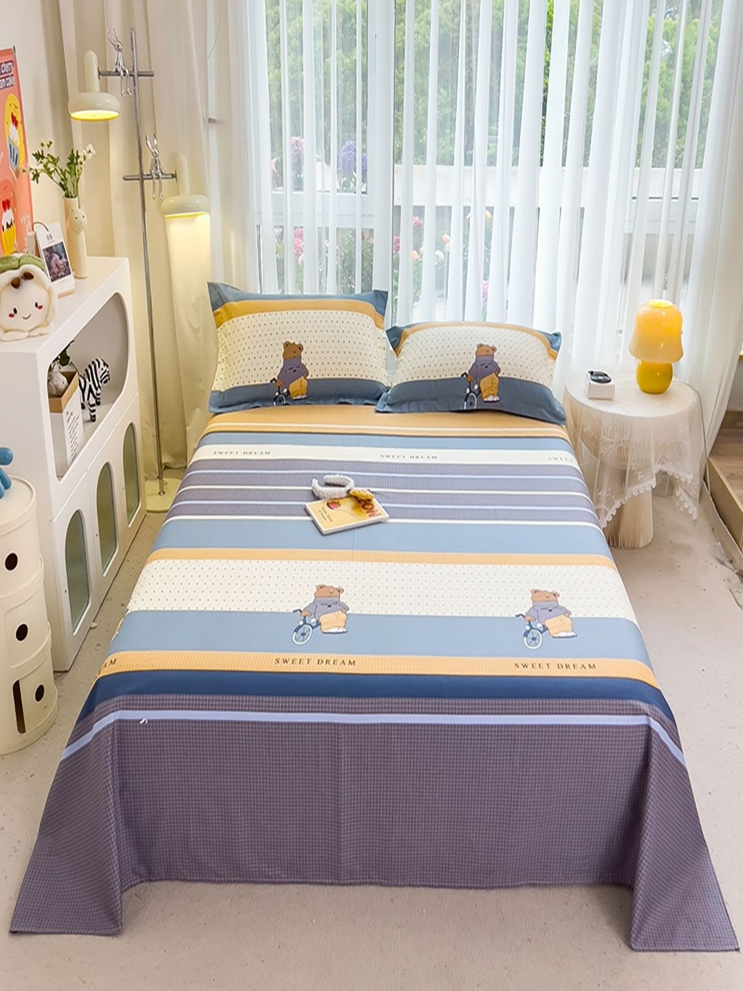 JC HOME Blue Cartoon Characters Pure Cotton 220 TC Single Bedsheet Set-2.30 m x 1.60 m
JC HOME Blue Cartoon Characters Pure Cotton 220 TC Single Bedsheet Set-2.30 m x 1.60 m