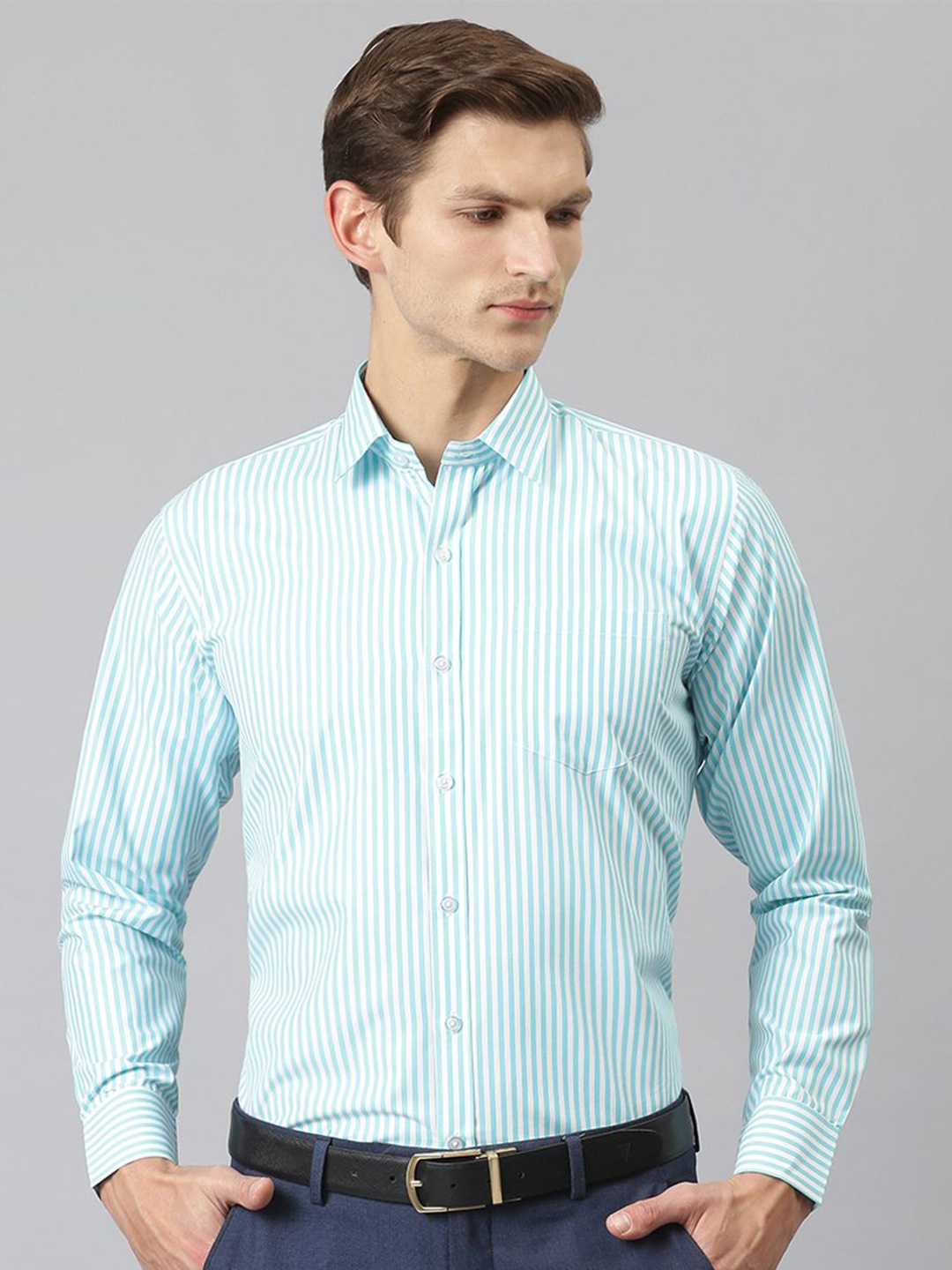 ACCOX Men Comfort Regular Fit Spread Collar Vertical Striped Cotton Formal Shirt, Blue
ACCOX Men Comfort Regular Fit Spread Collar Vertical Striped Cotton Formal Shirt, Blue