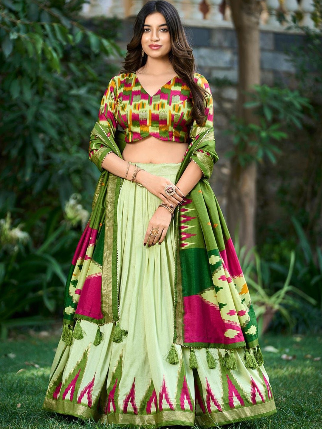RADHVI BIZ Abstract Printed Silk Ready to Wear Lehenga & Semi-Stitched Blouse With Dupatta, Green
RADHVI BIZ Abstract Printed Silk Ready to Wear Lehenga & Semi-Stitched Blouse With Dupatta, Green