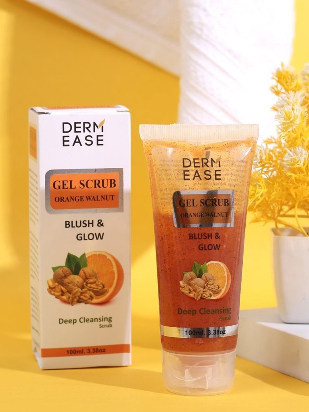 DERMEASE Blush & Glow Deep Cleansing Gel Scrub With Orange - 100 ml, White
DERMEASE Blush & Glow Deep Cleansing Gel Scrub With Orange - 100 ml, White