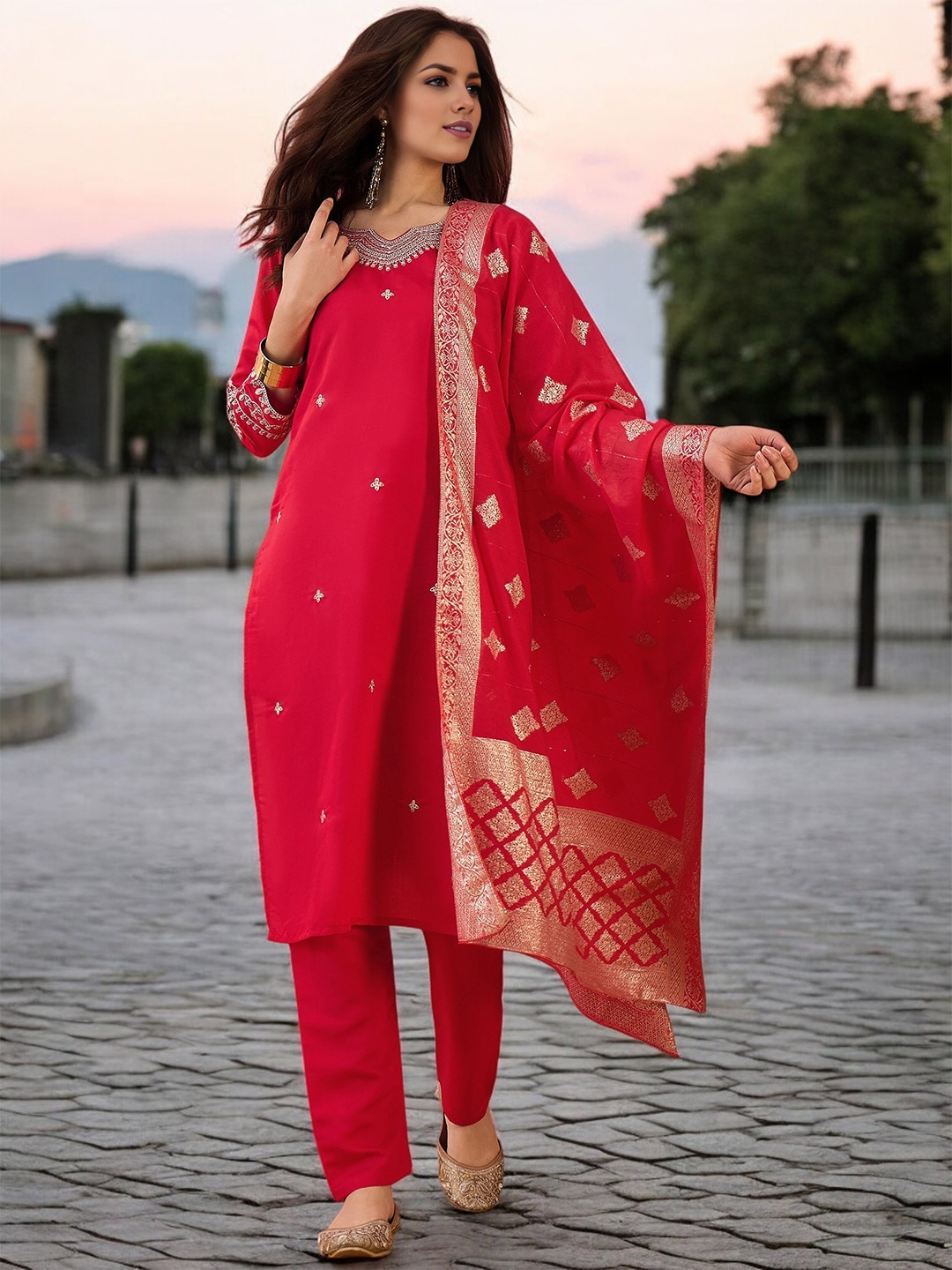 KALINI Ethnic Motifs Embroidered Sequinned Notch Neck Kurta With Trousers & Dupatta, Red
KALINI Ethnic Motifs Embroidered Sequinned Notch Neck Kurta With Trousers & Dupatta, Red
