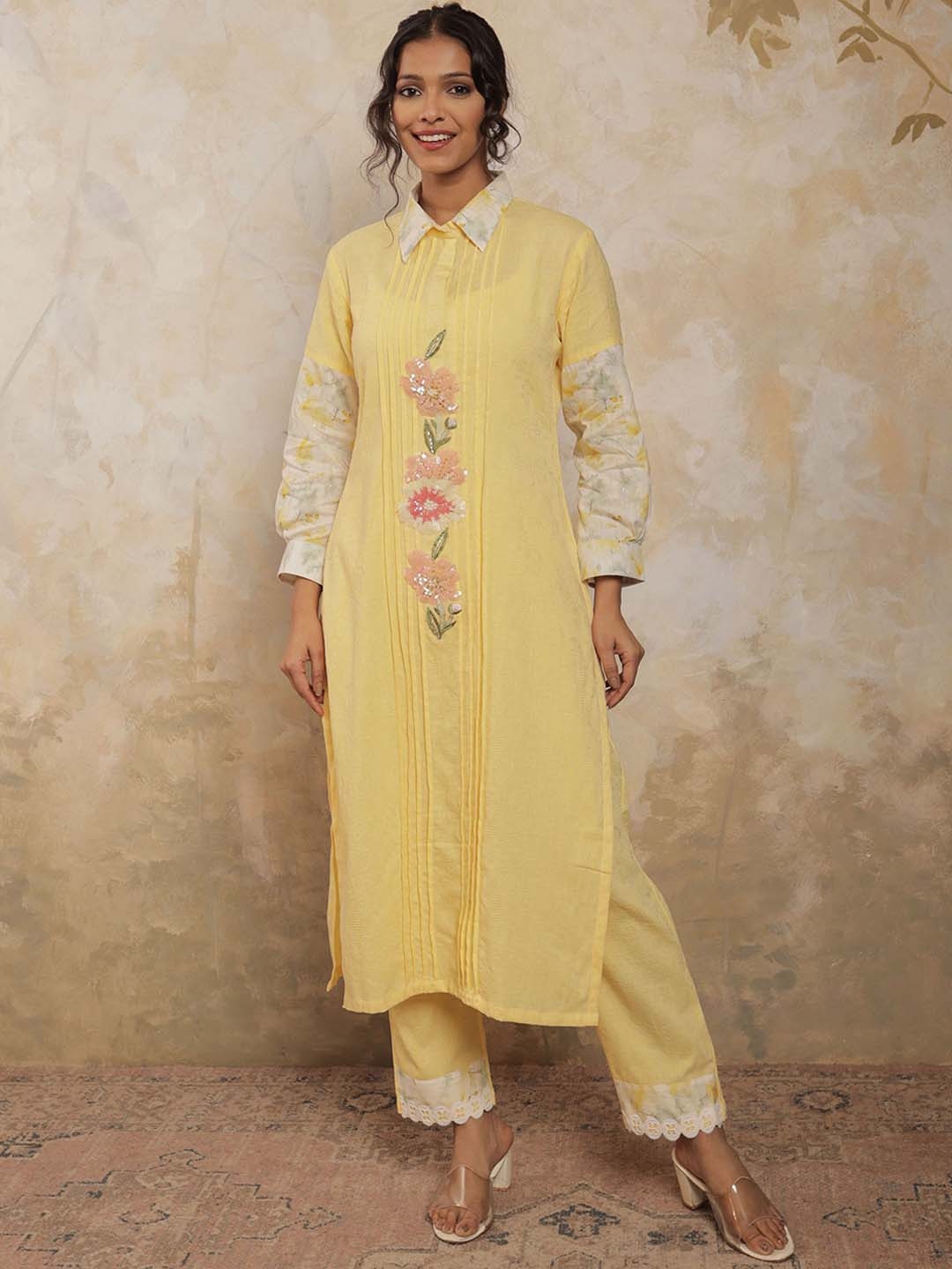 SRIHA Floral Embroidered Thread Work Pure Cotton Shirt Collar Kurta With Trousers, Yellow
SRIHA Floral Embroidered Thread Work Pure Cotton Shirt Collar Kurta With Trousers, Yellow
