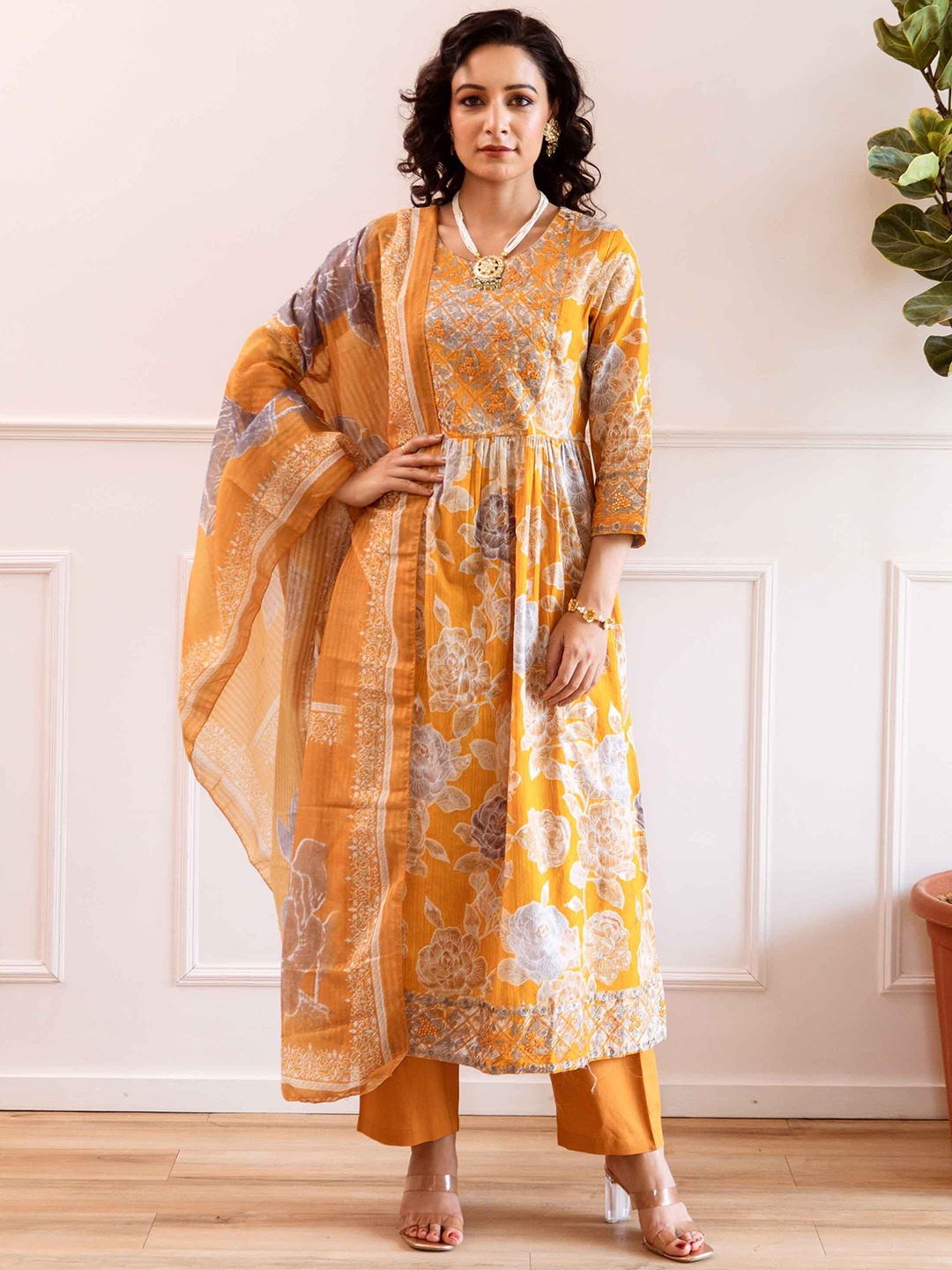 DIVASTRI Floral Embroidered Round Neck Cotton Anarkali Kurta With Trousers & Dupatta, Mustard
DIVASTRI Floral Embroidered Round Neck Cotton Anarkali Kurta With Trousers & Dupatta, Mustard