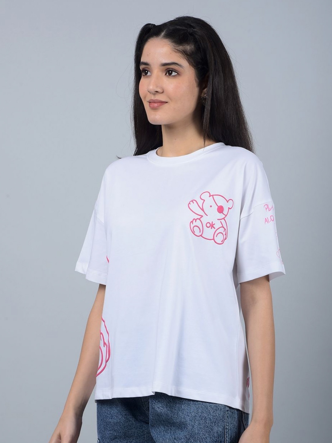 Crimsoune Club Women Typography Printed Round Neck Cotton Relaxed Fit T-shirt, White
Crimsoune Club Women Typography Printed Round Neck Cotton Relaxed Fit T-shirt, White