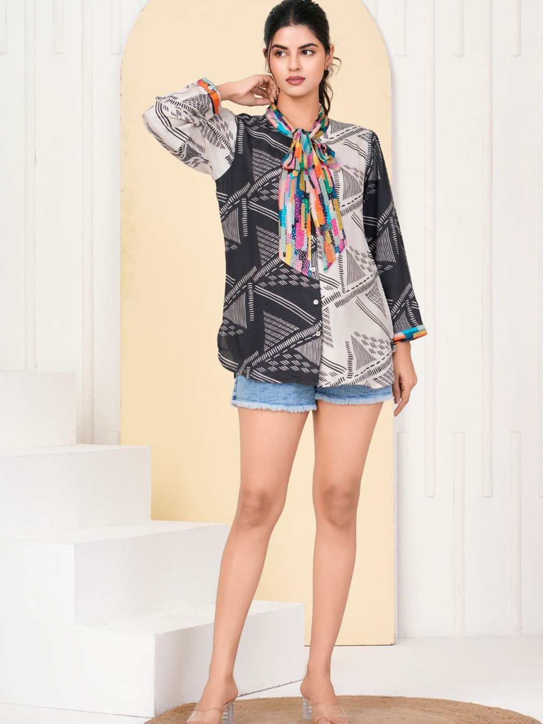 Kaftanize Women Comfort Relaxed Fit Collarless Geometric Printed Casual Shirt, Navy blue
Kaftanize Women Comfort Relaxed Fit Collarless Geometric Printed Casual Shirt, Navy blue