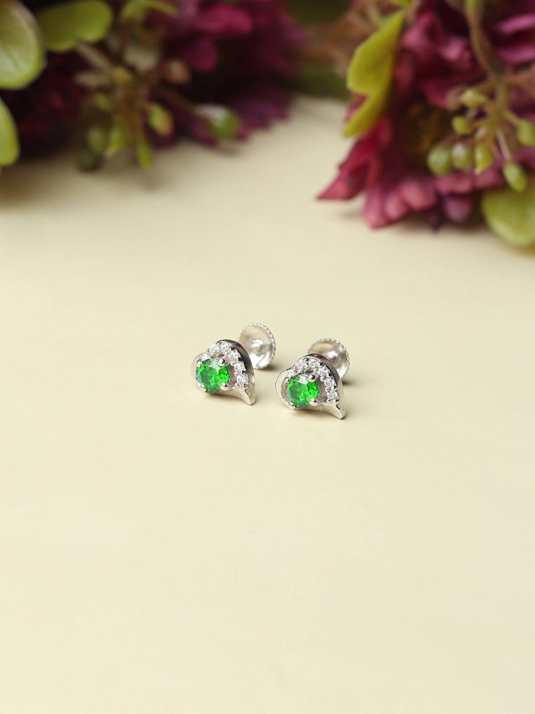 AKSHAT SAPPHIRE 92.5 Sterling Silver Rhodium-Plated CZ Studded Circular Studs Earrings
AKSHAT SAPPHIRE 92.5 Sterling Silver Rhodium-Plated CZ Studded Circular Studs Earrings