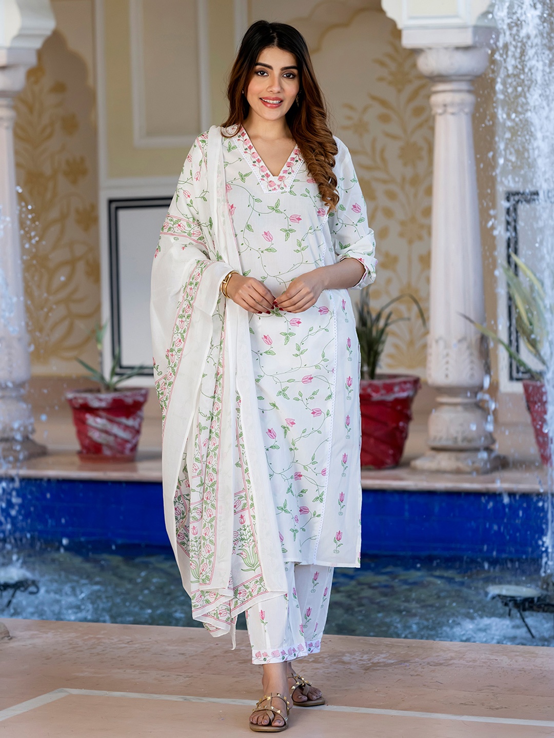 KALINI Floral Printed V-Neck Straight Pure Cotton Kurta With Trousers And Dupatta, White
KALINI Floral Printed V-Neck Straight Pure Cotton Kurta With Trousers And Dupatta, White