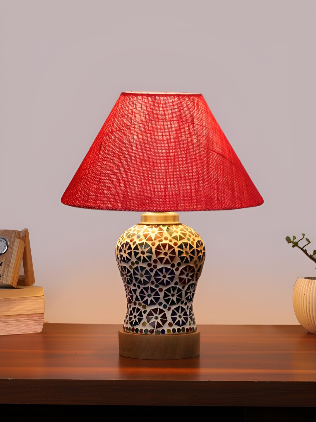 Devansh Pink & White Printed Wooden Frustum Shaped Table Lamp With Mosaic Glass Base
Devansh Pink & White Printed Wooden Frustum Shaped Table Lamp With Mosaic Glass Base