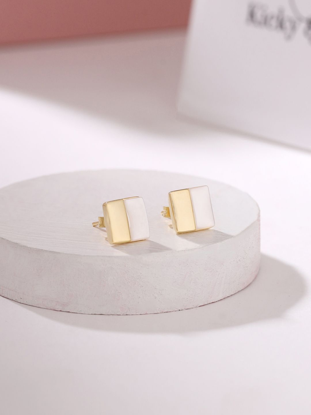 Kicky And Perky 925 Sterling Silver Gold-Plated Mother Of Pearls Studded Square Studs
Kicky And Perky 925 Sterling Silver Gold-Plated Mother Of Pearls Studded Square Studs