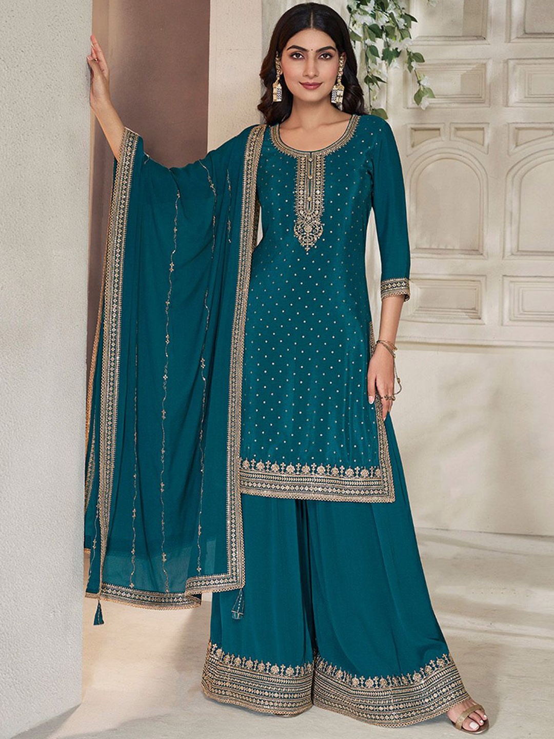 Seerat Floral Embroidered Round Neck Sequinned Straight Kurta With Sharara & Dupatta, Blue
Seerat Floral Embroidered Round Neck Sequinned Straight Kurta With Sharara & Dupatta, Blue
