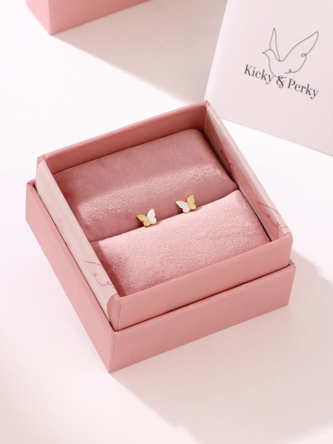Kicky And Perky 925 Sterling Silver Gold-Plated Mother Of Pearls Studded Butterfly Studs
Kicky And Perky 925 Sterling Silver Gold-Plated Mother Of Pearls Studded Butterfly Studs