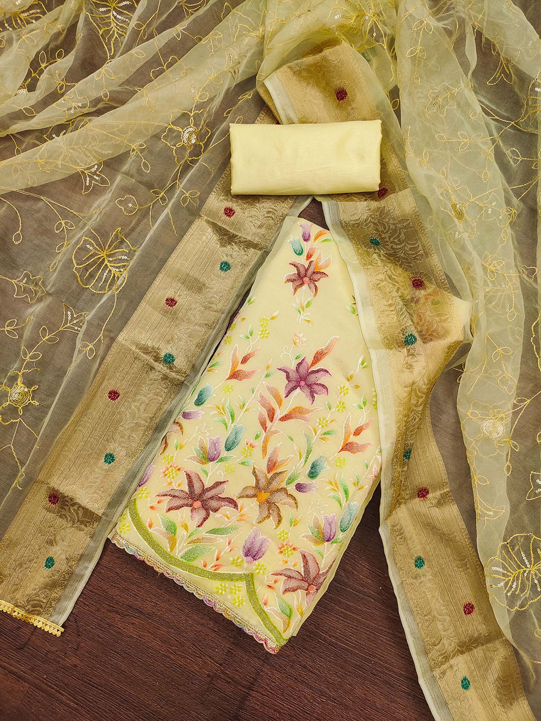 SHADOW & SAINING Floral Printed Organza Unstitched Dress Material, Yellow
SHADOW & SAINING Floral Printed Organza Unstitched Dress Material, Yellow