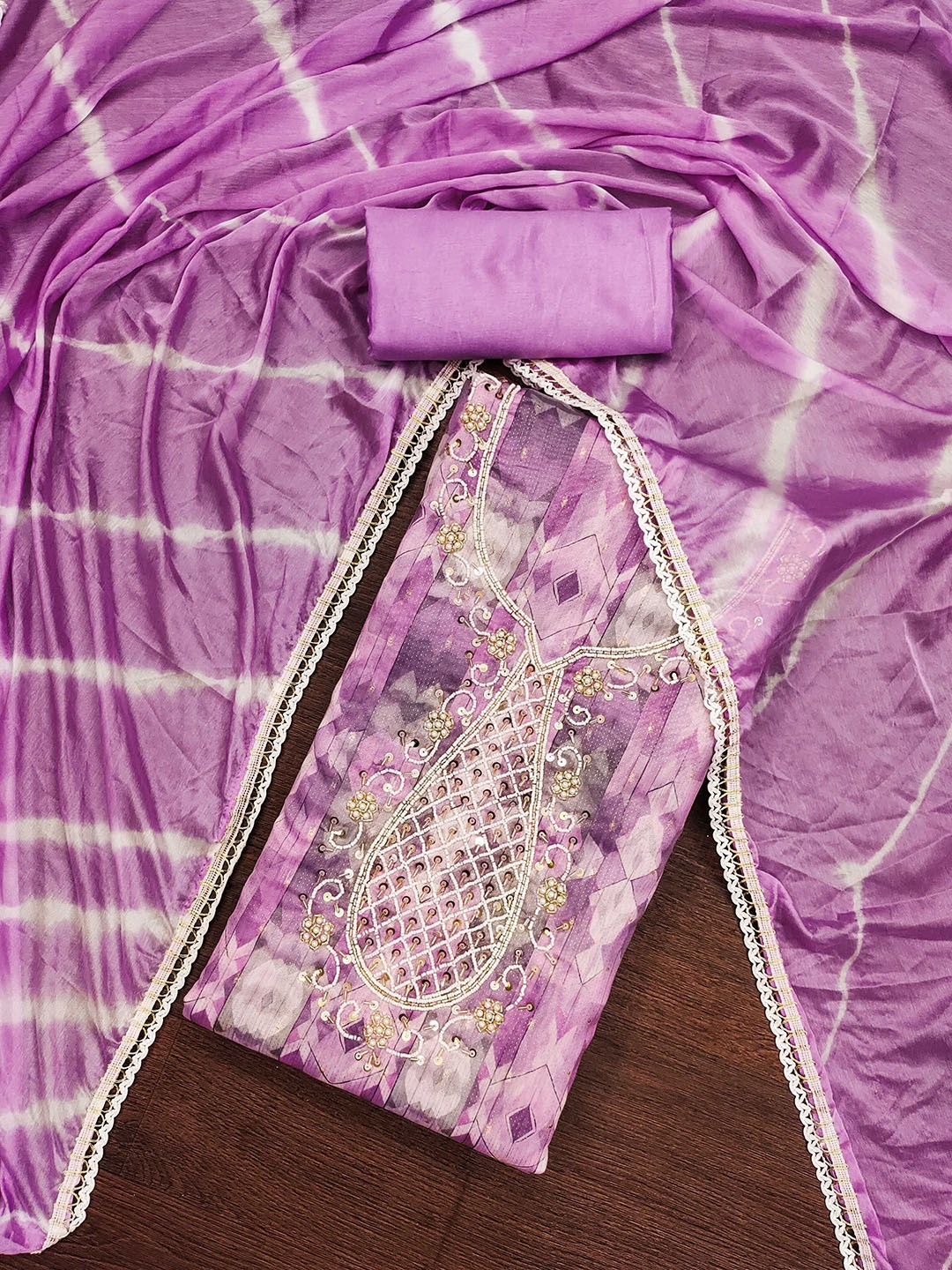 SHADOW & SAINING Floral Printed Beads & Stones Semi-Stitched Dress Material, Purple
SHADOW & SAINING Floral Printed Beads & Stones Semi-Stitched Dress Material, Purple